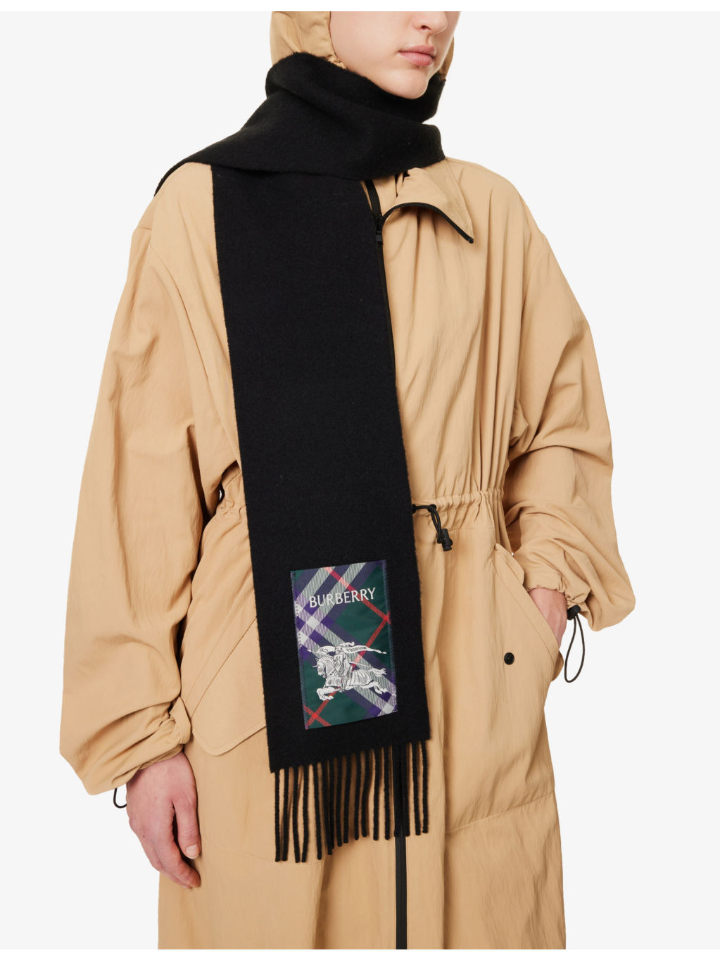 Brand-patch fringed cashmere scarf - 2