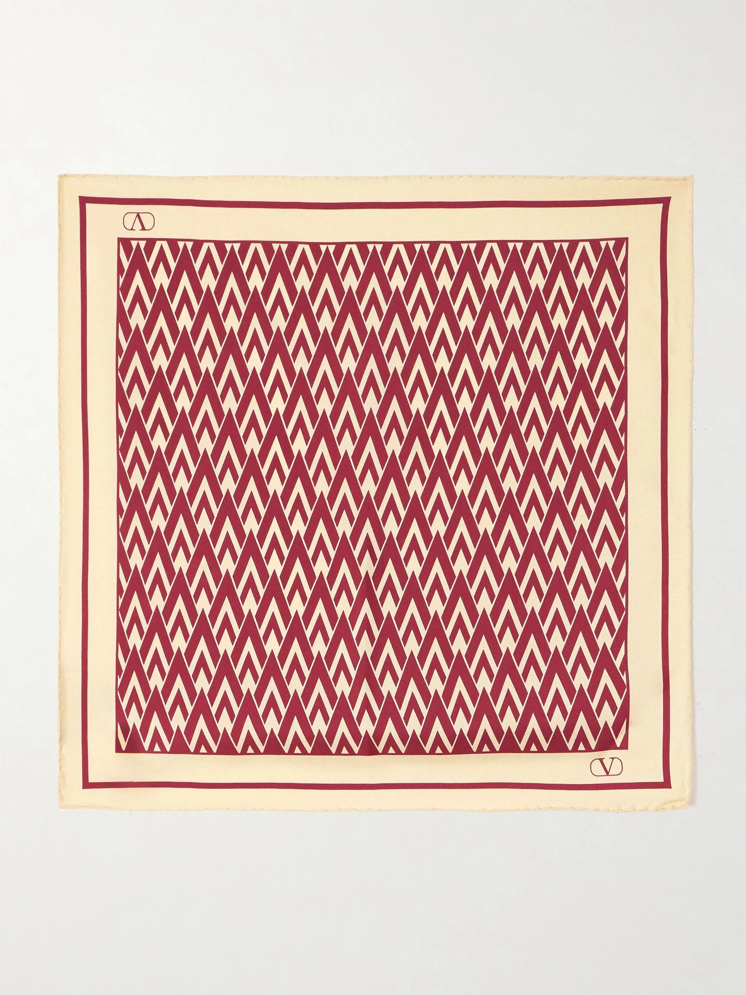 Toute La V printed silk-twill scarf Red - 1