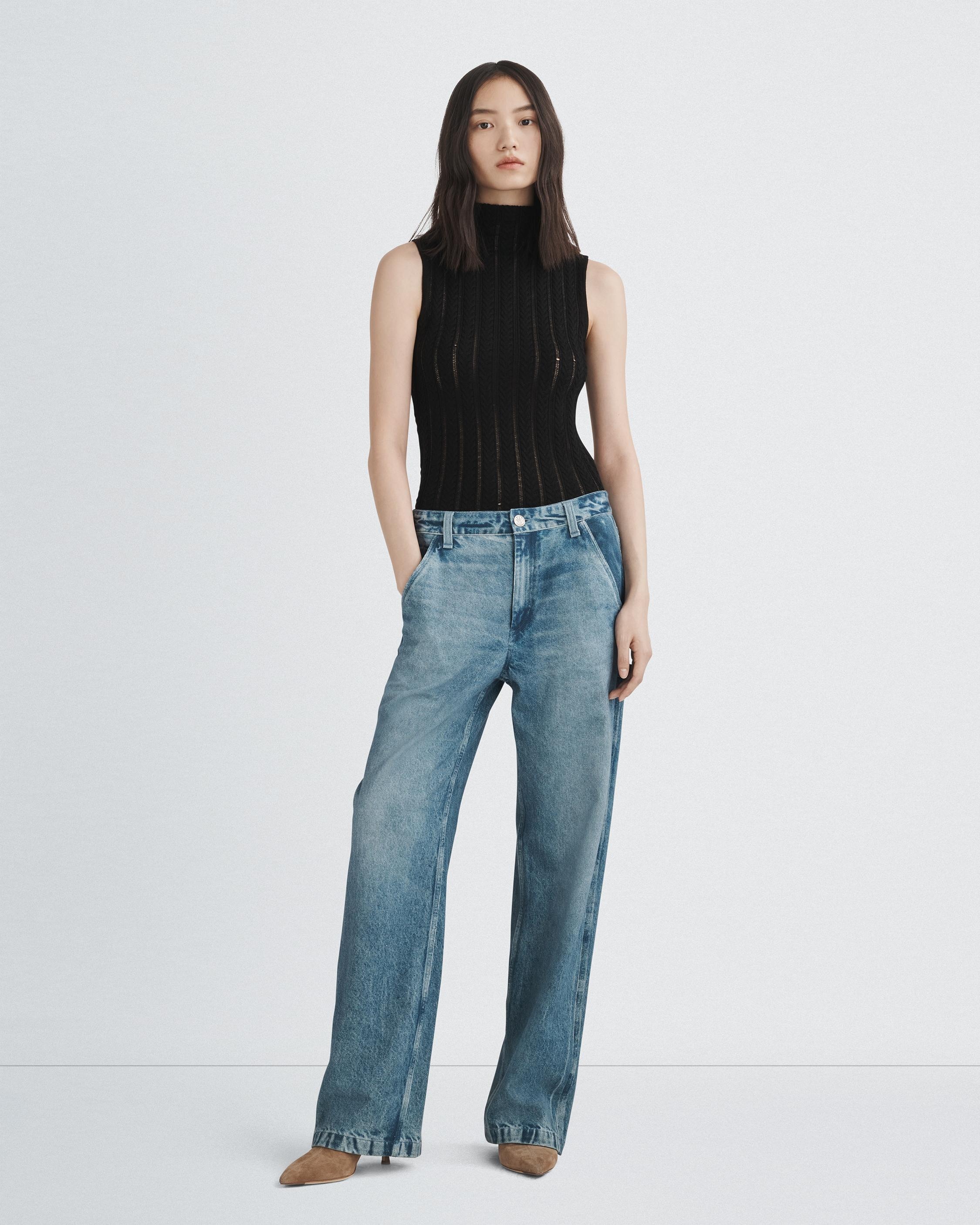 Christina Cable Turtleneck
Slim Fit - 3