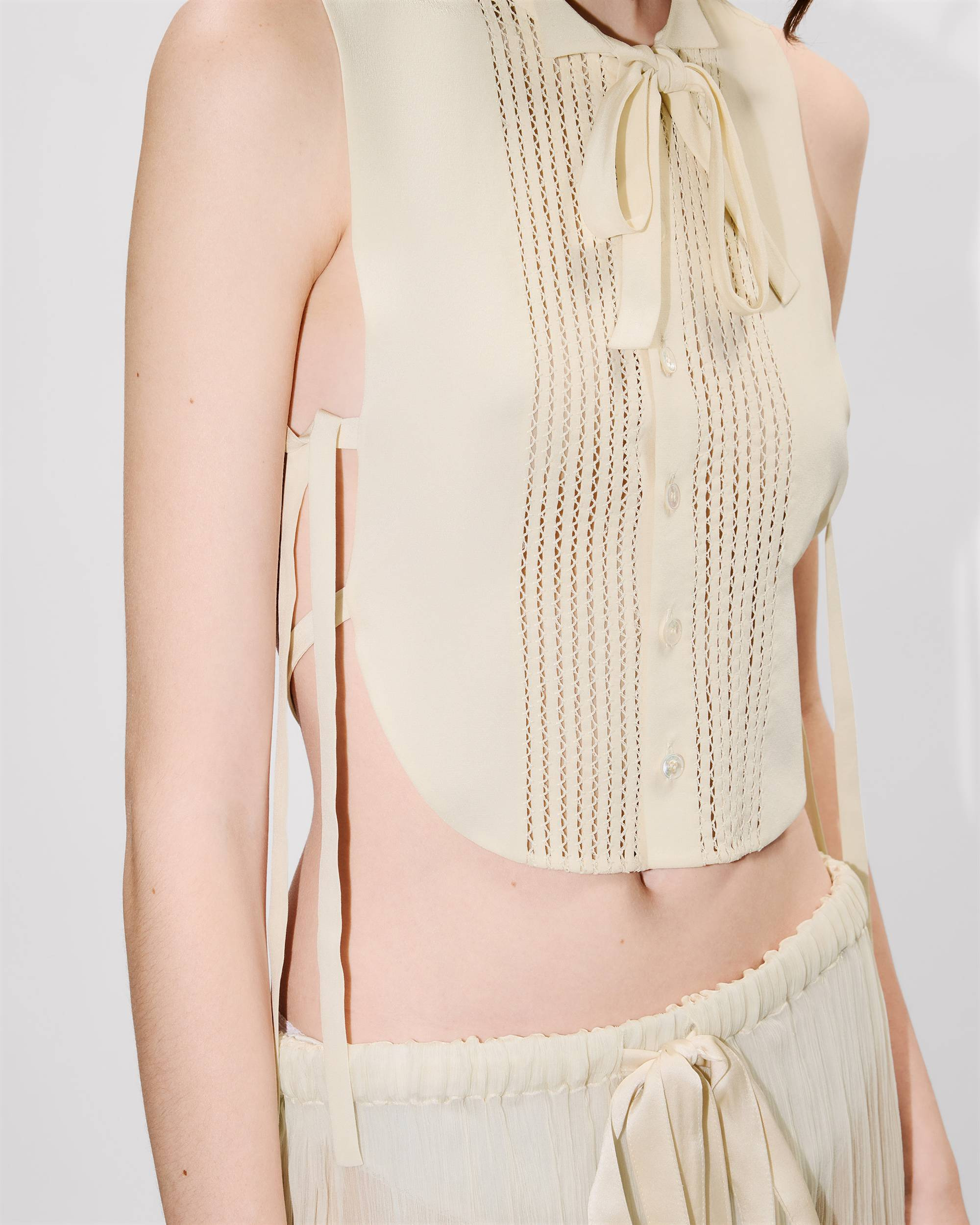Plastron top in silk - 8