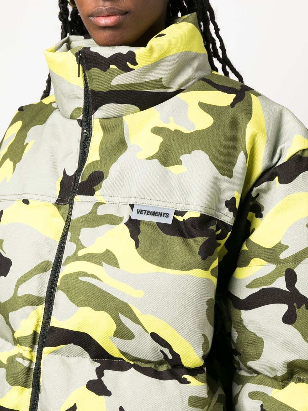 camouflage-print padded jacket - 9