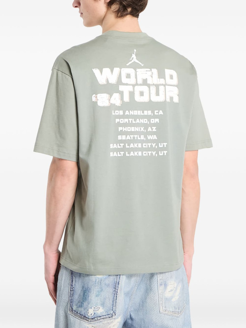graphic T-shirt 4