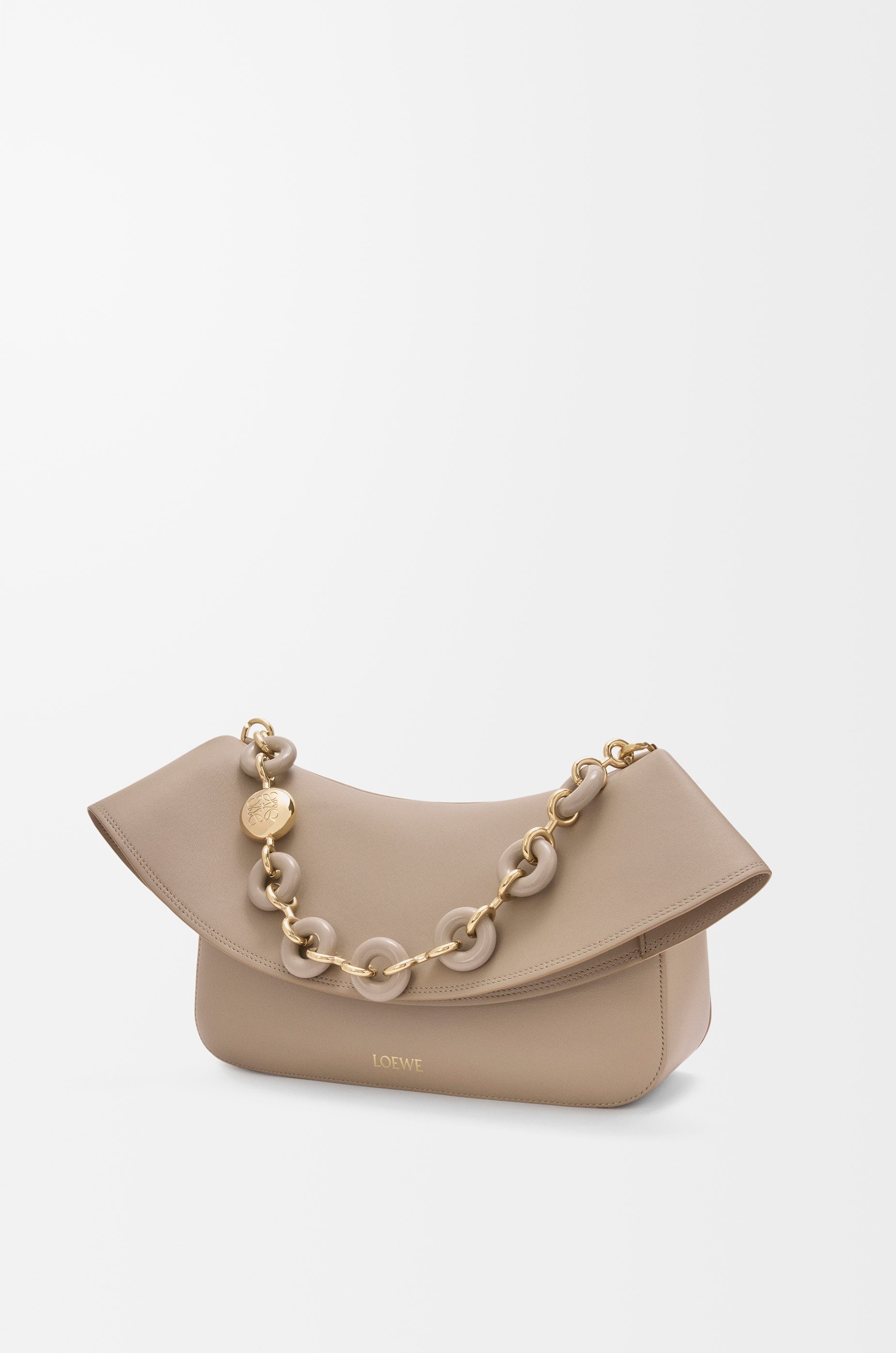【関税送料込】LOEWE Medium Ola bag in smooth calfskin AP22P22X02_1100_1F.jpg?sw=512&