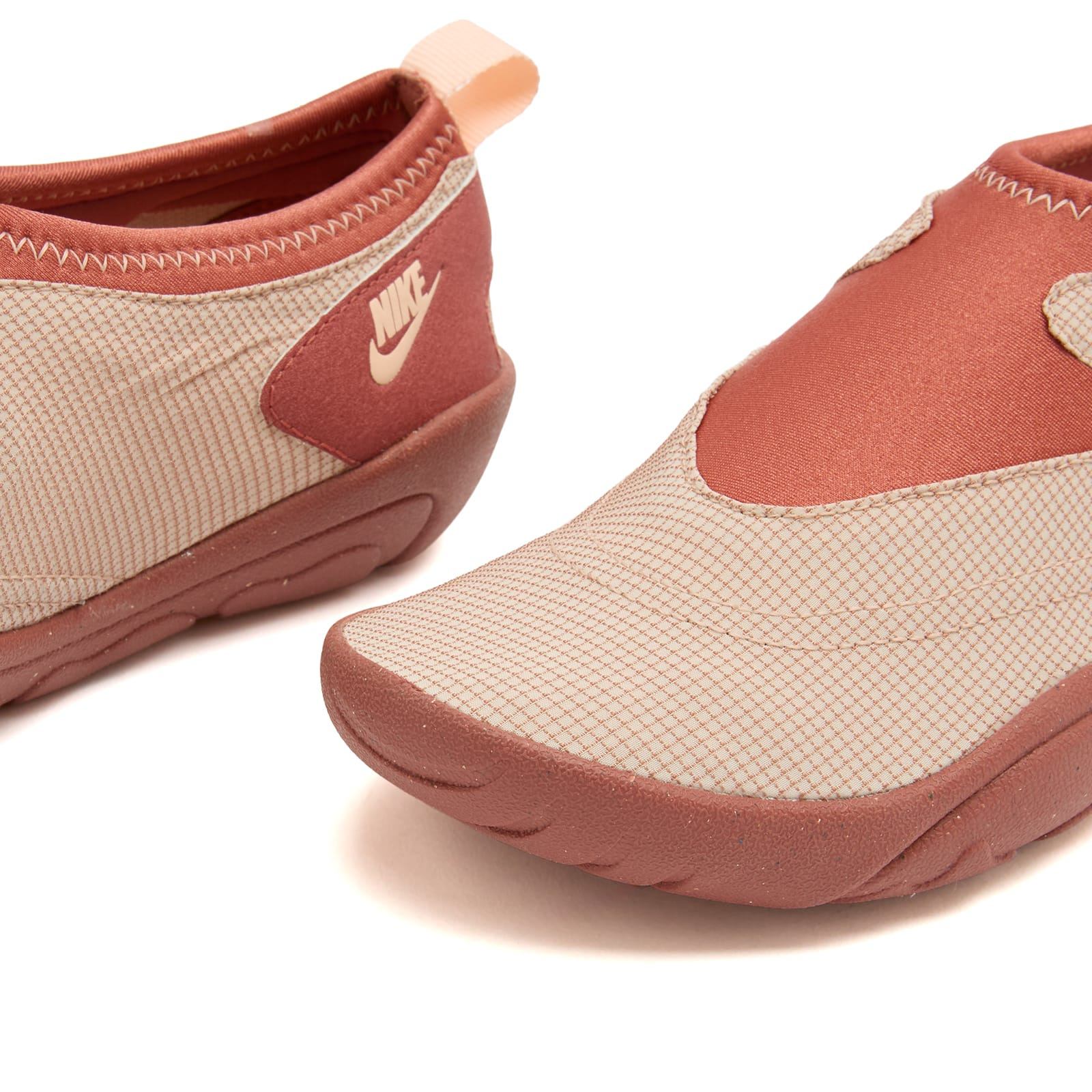 Nike Aqua Turf Sneaker - 3