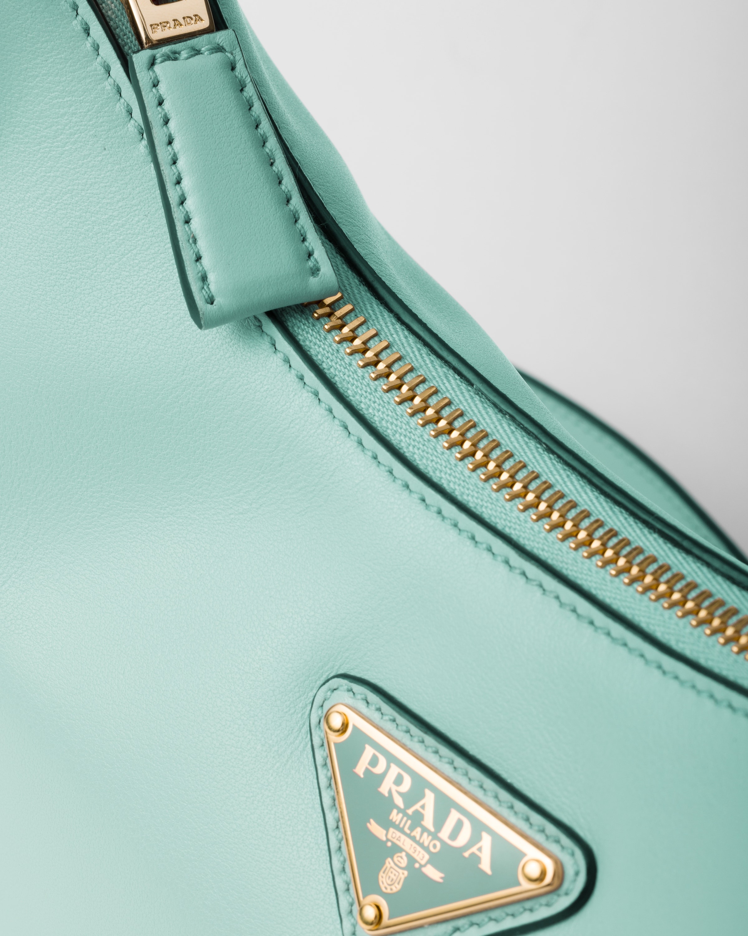 Prada Arqué leather shoulder bag - 6