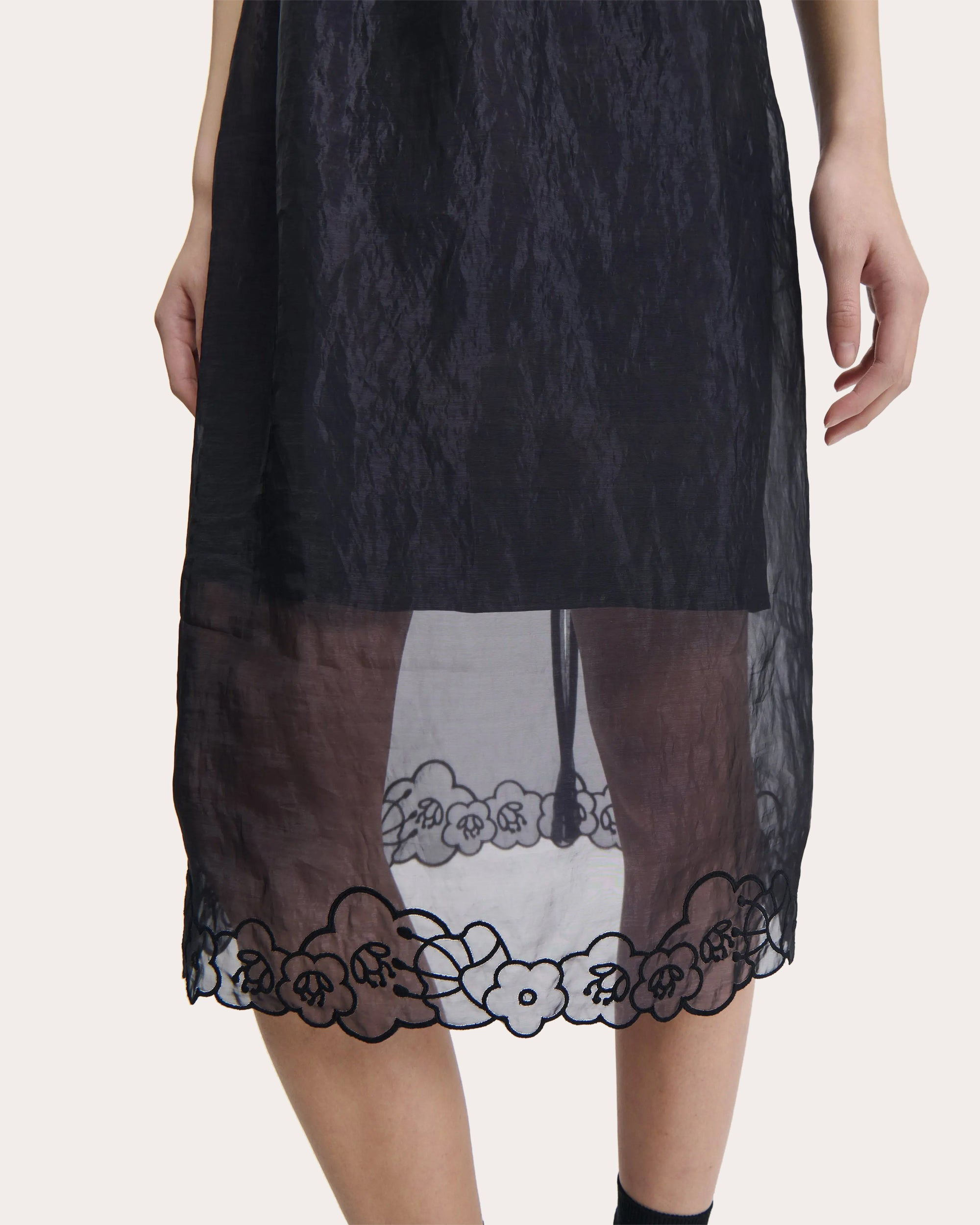 Barr Embroidered Floral Liquid Myrtia Slip Dress - 4