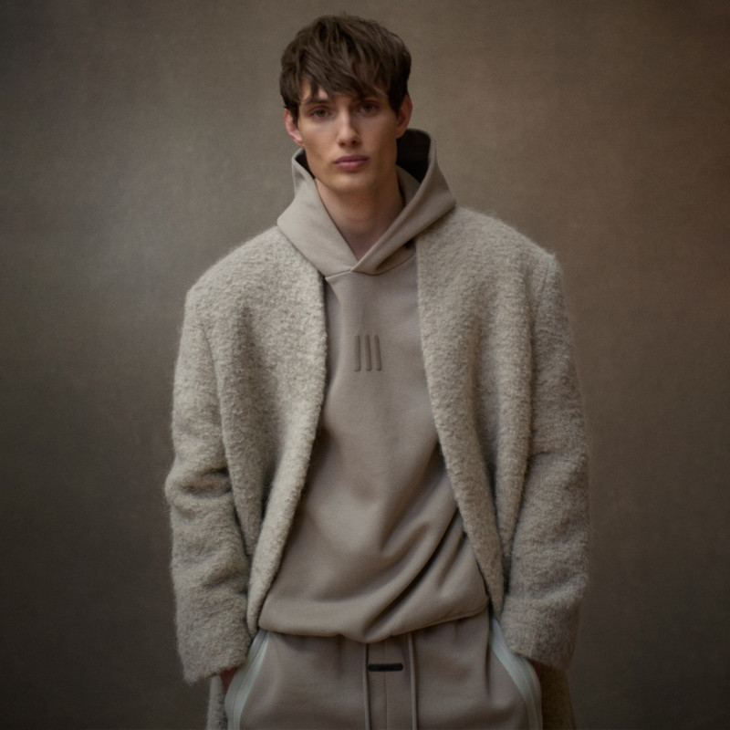FEAR OF GOD ATHLETICS SOLID FLEECE HOODIE 7