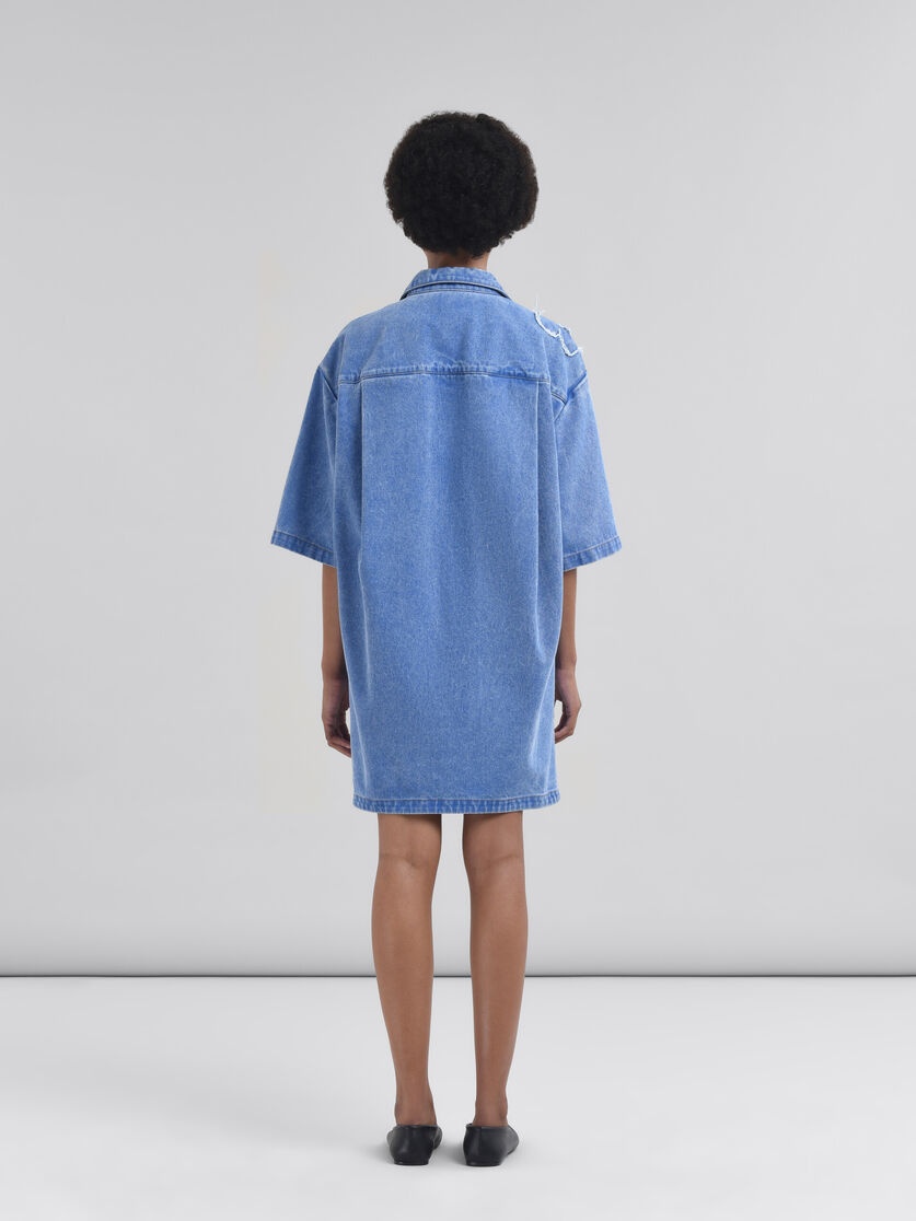 SHORT DENIM DRESS WITH PATCH DETAIL - 3