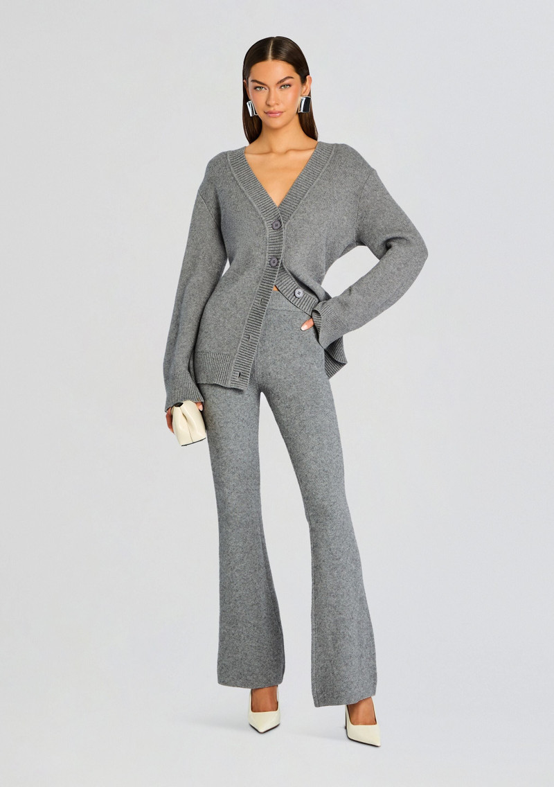 RETROFÊTE MICKIE KNIT
FLARE PANT outlook