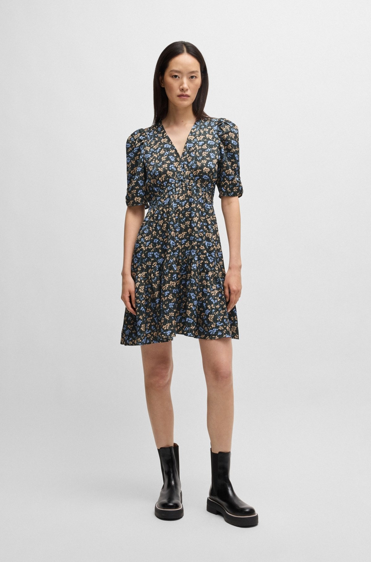 V-NECK DRESS IN PRINTED SATIN WITH GATHERED SLEEVES - 3