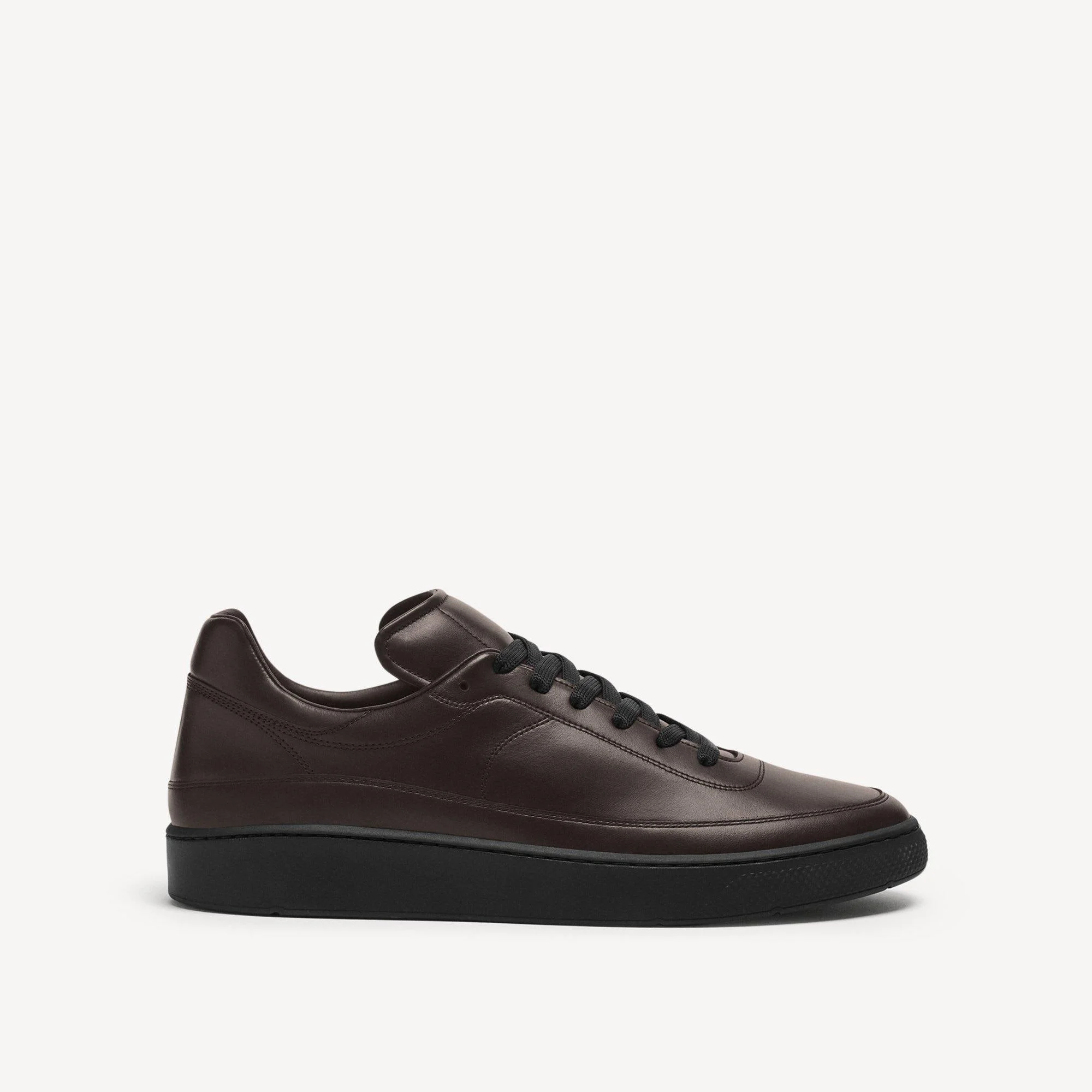 Sneaker in Leather - 1