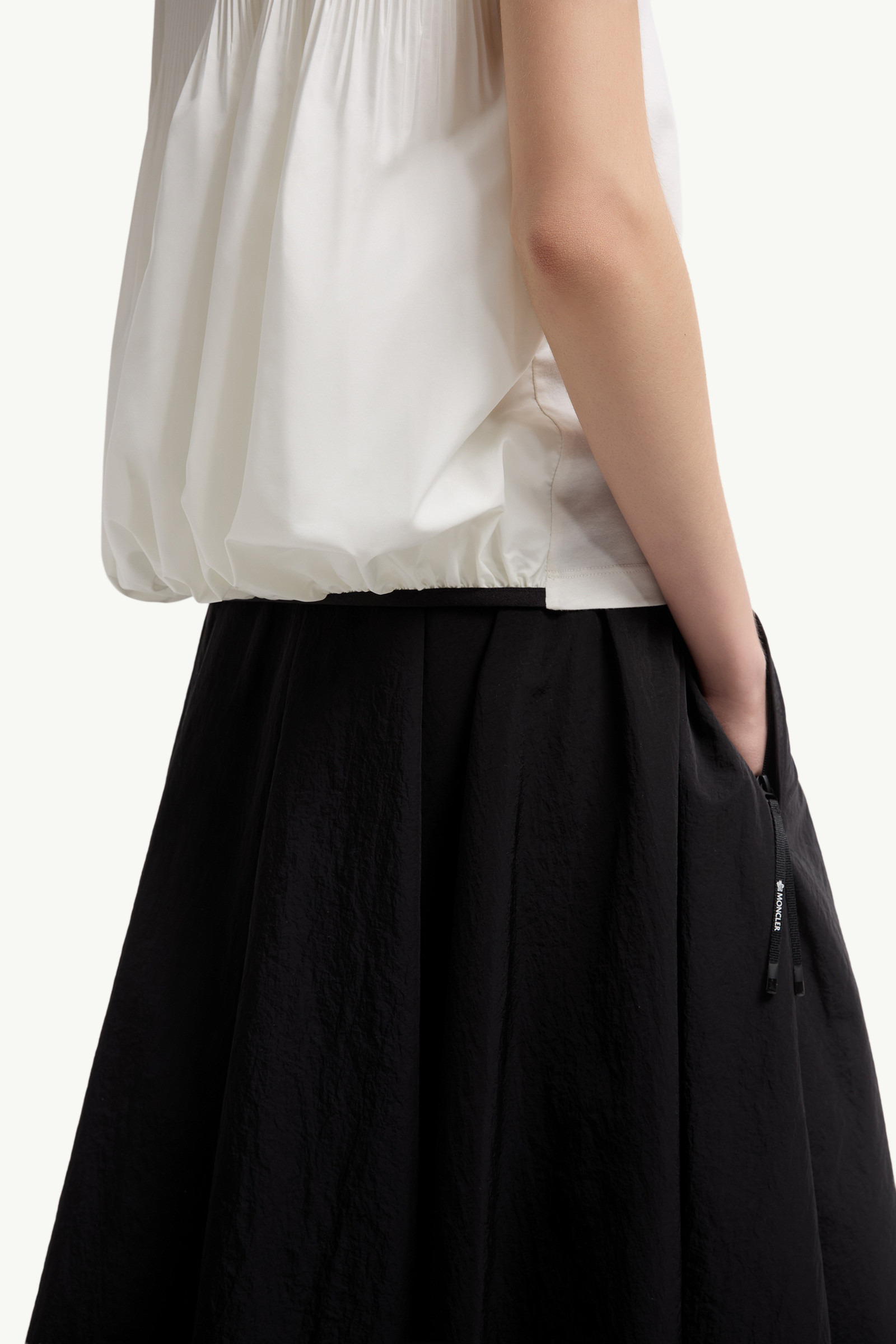 Pleated Back Cotton T-Shirt - 6