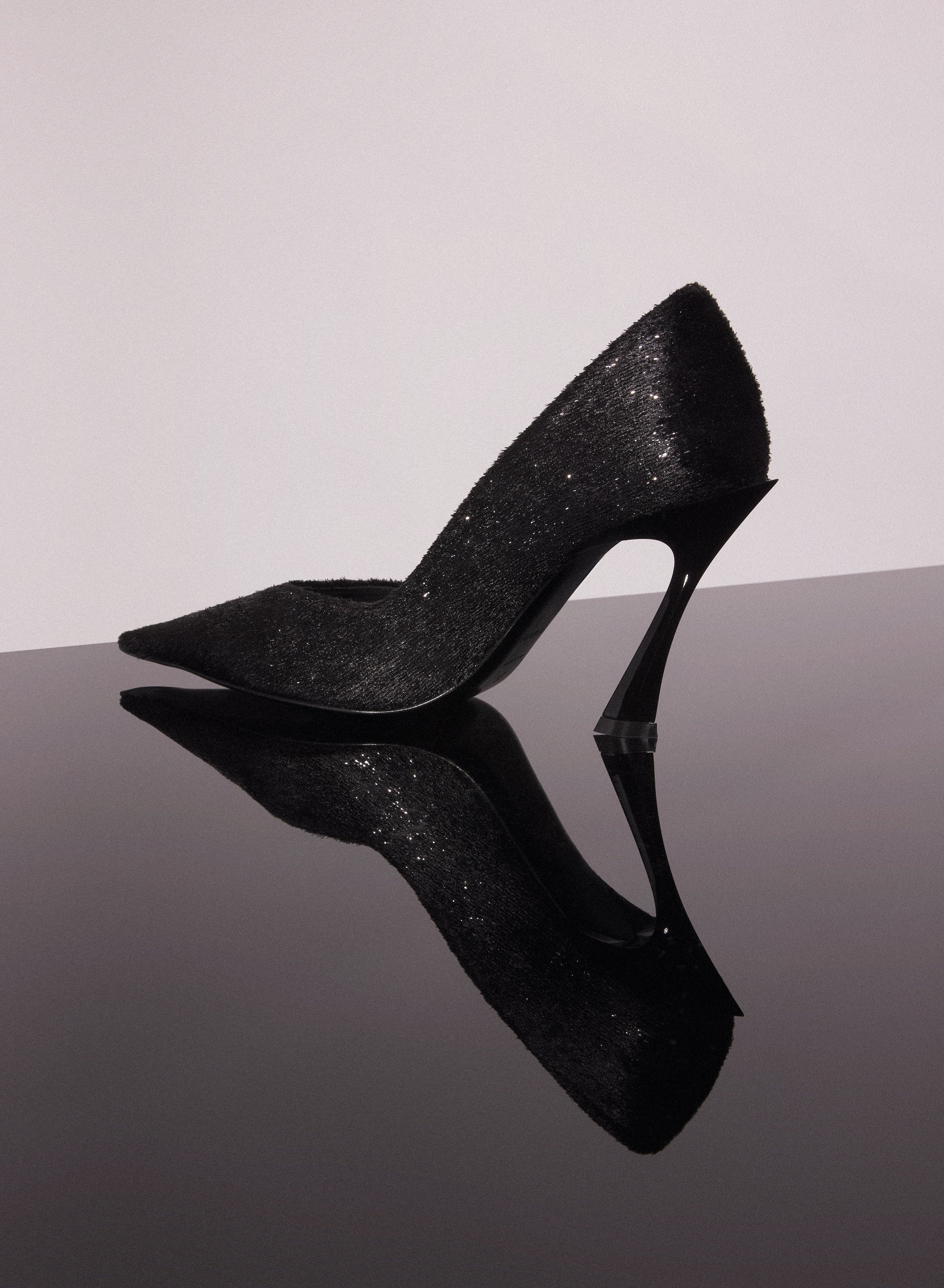 black leather faux fur glittered fang 95 pump - 2