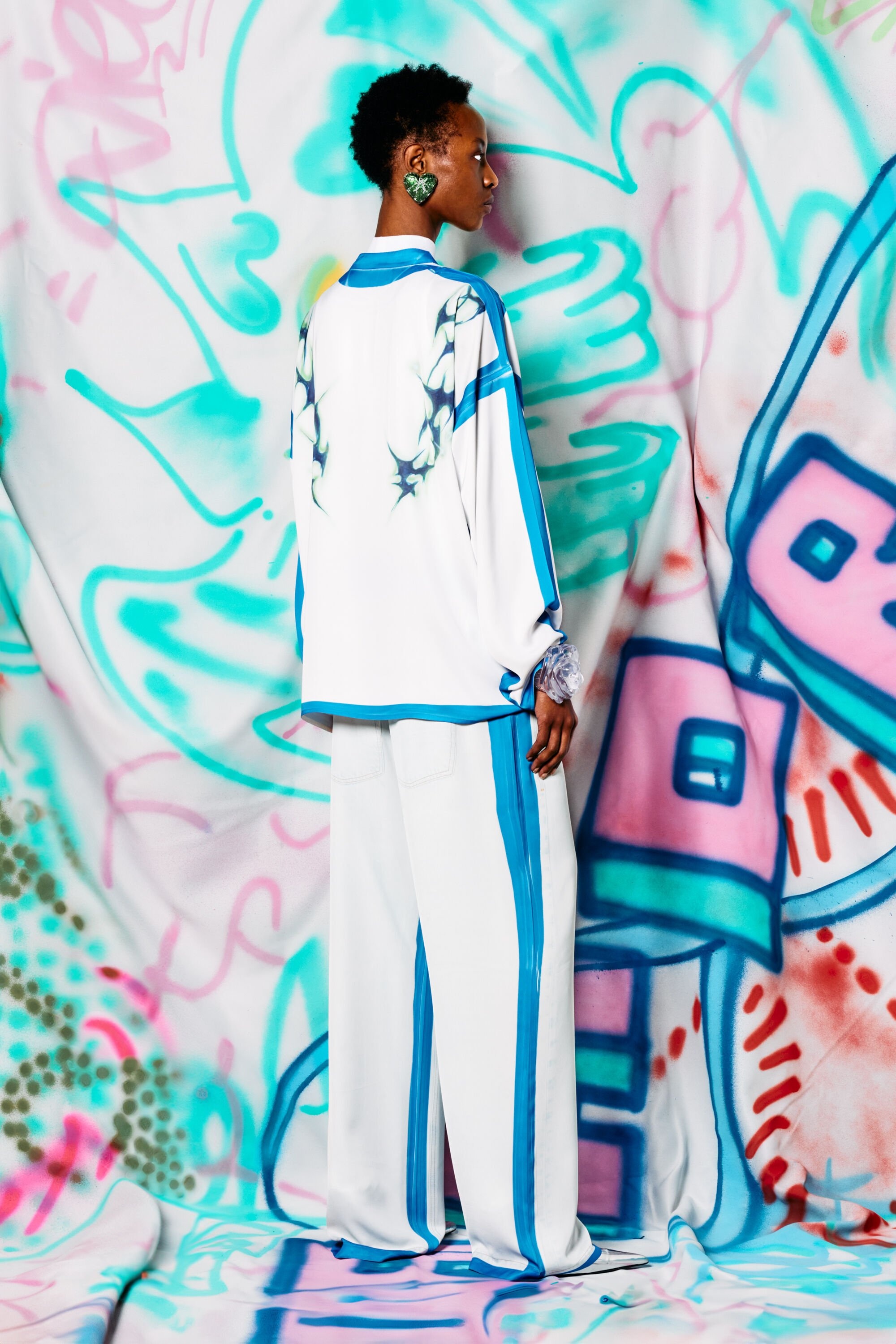 T-OLAVI-A-SER-GRAFFITI-JAP - 4