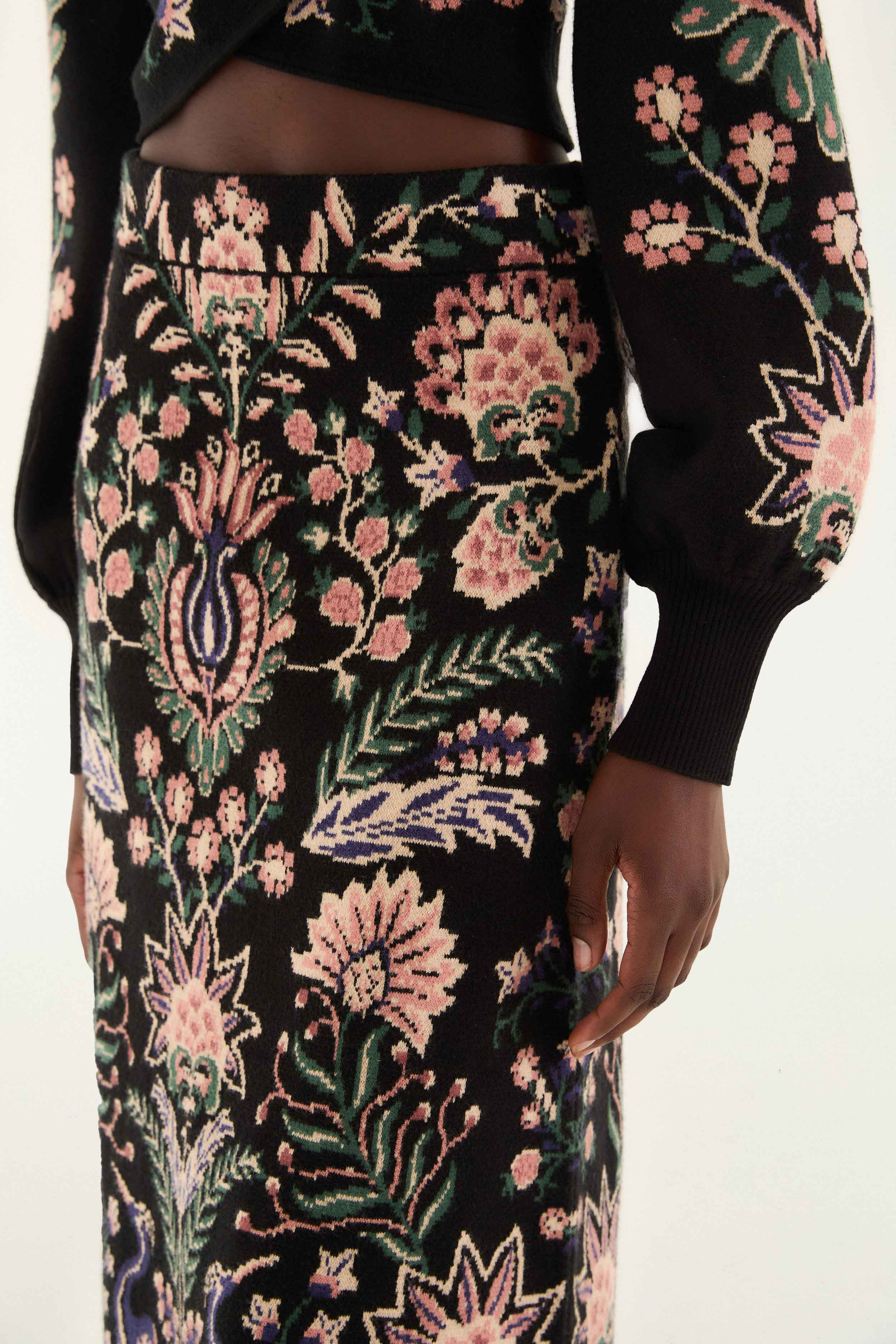 Marvelous Garden Knit Skirt - 3