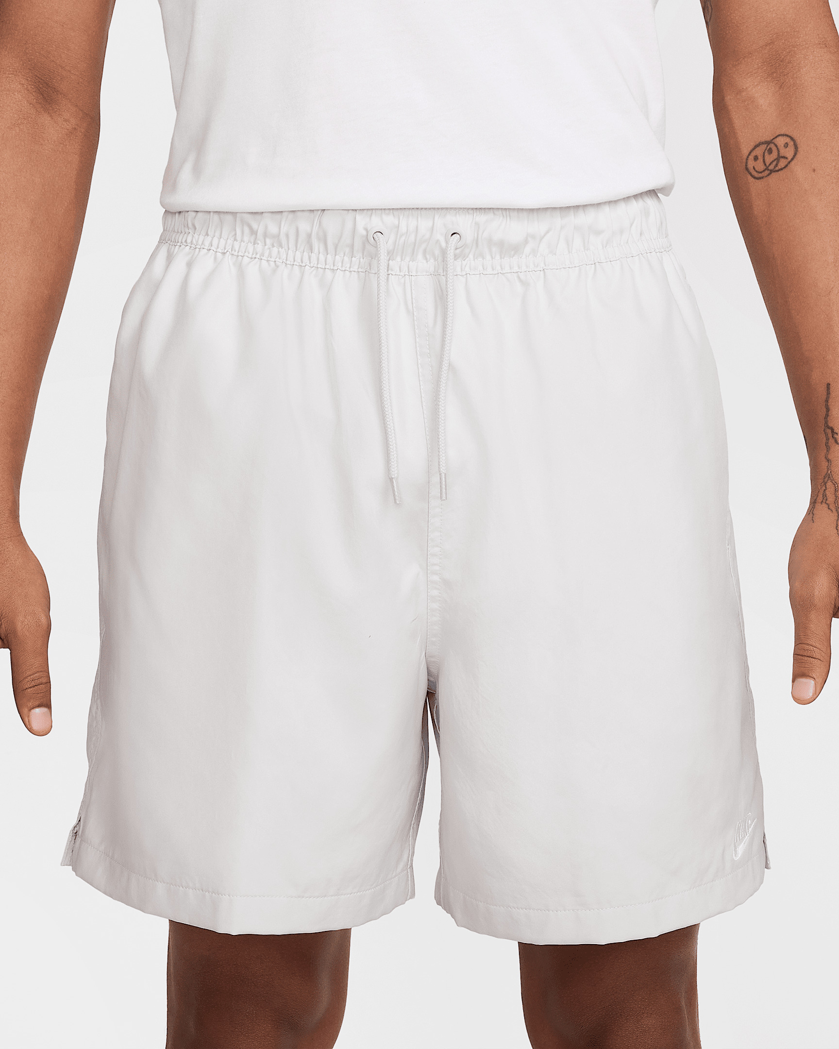 Nike Club Men's Woven Flow Shorts - 2