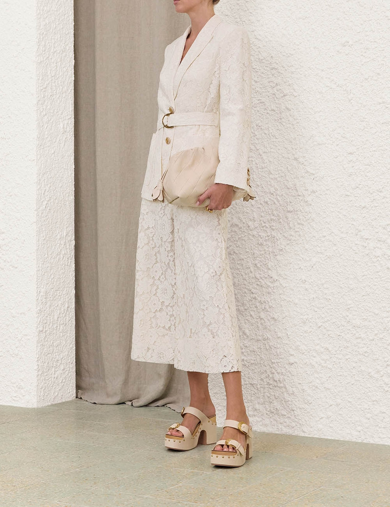 LUNA LACE BELTED BLAZER 3