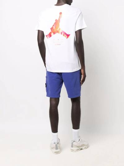 Nike chest logo-print T-shirt outlook