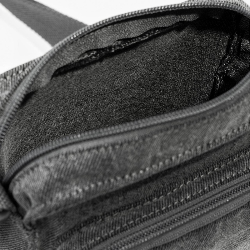 SMALL ZIP CROSSBODY BAG 4