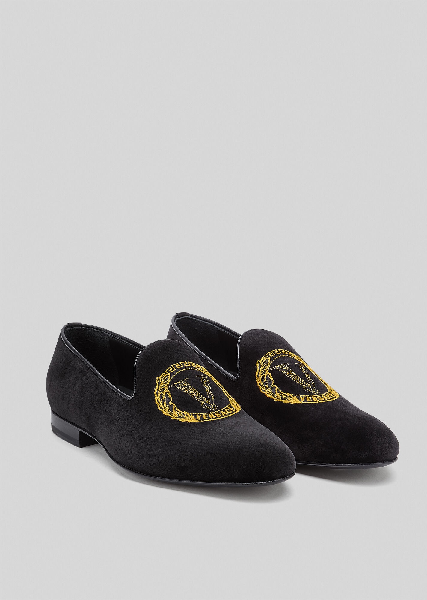 Virtus Crest Embroidered Velvet Loafers - 3