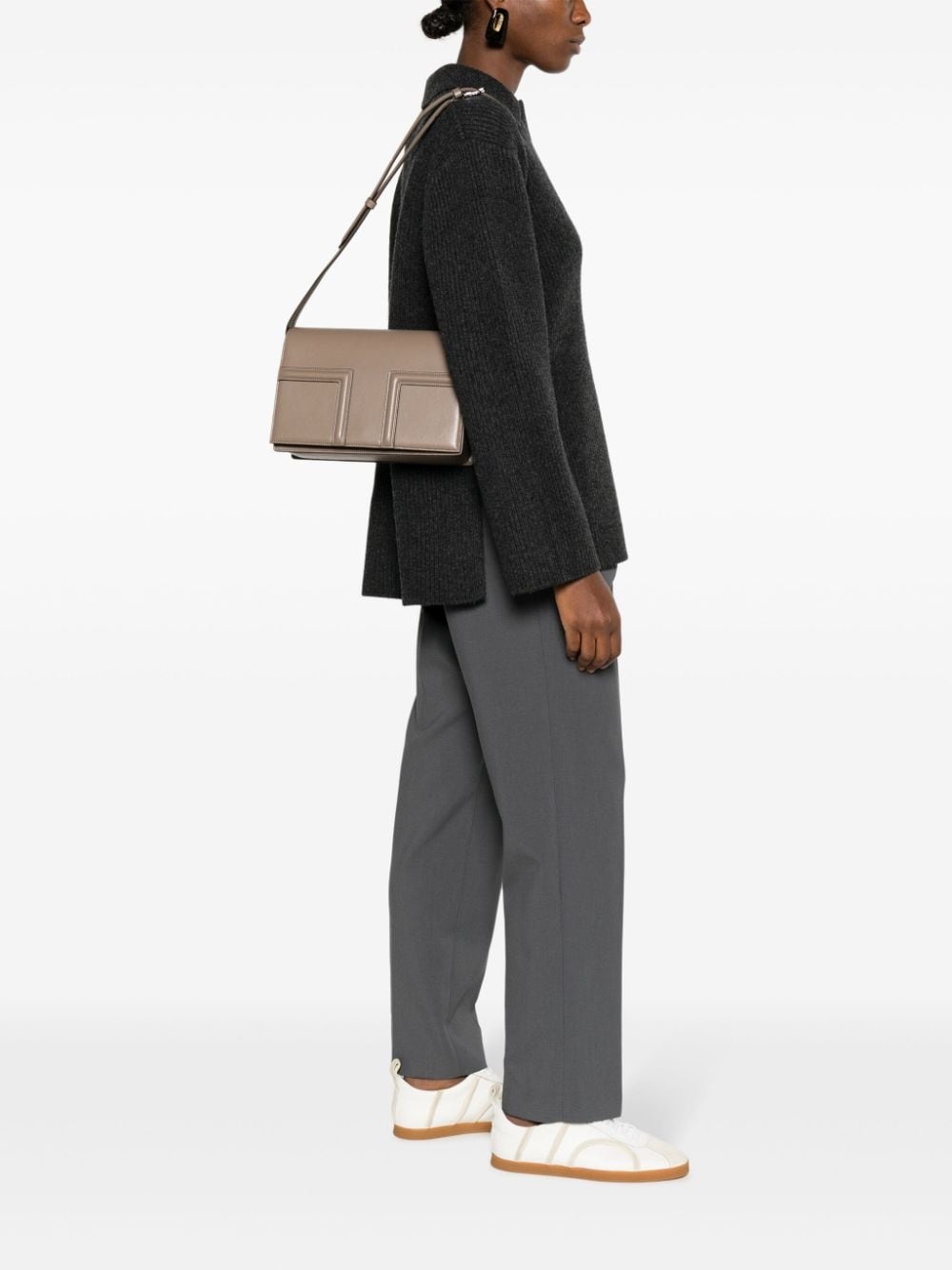T-Flap leather shoulder bag - 2