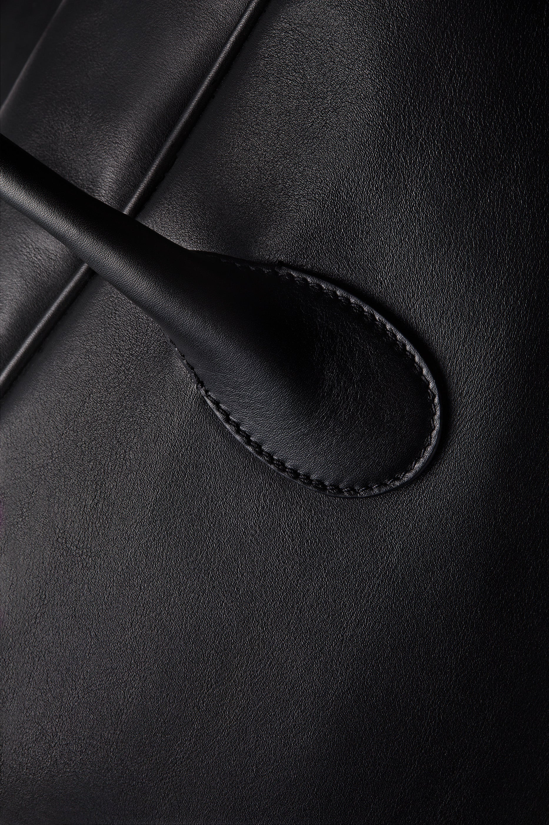 Travel Brigitte bag in black leather - 4