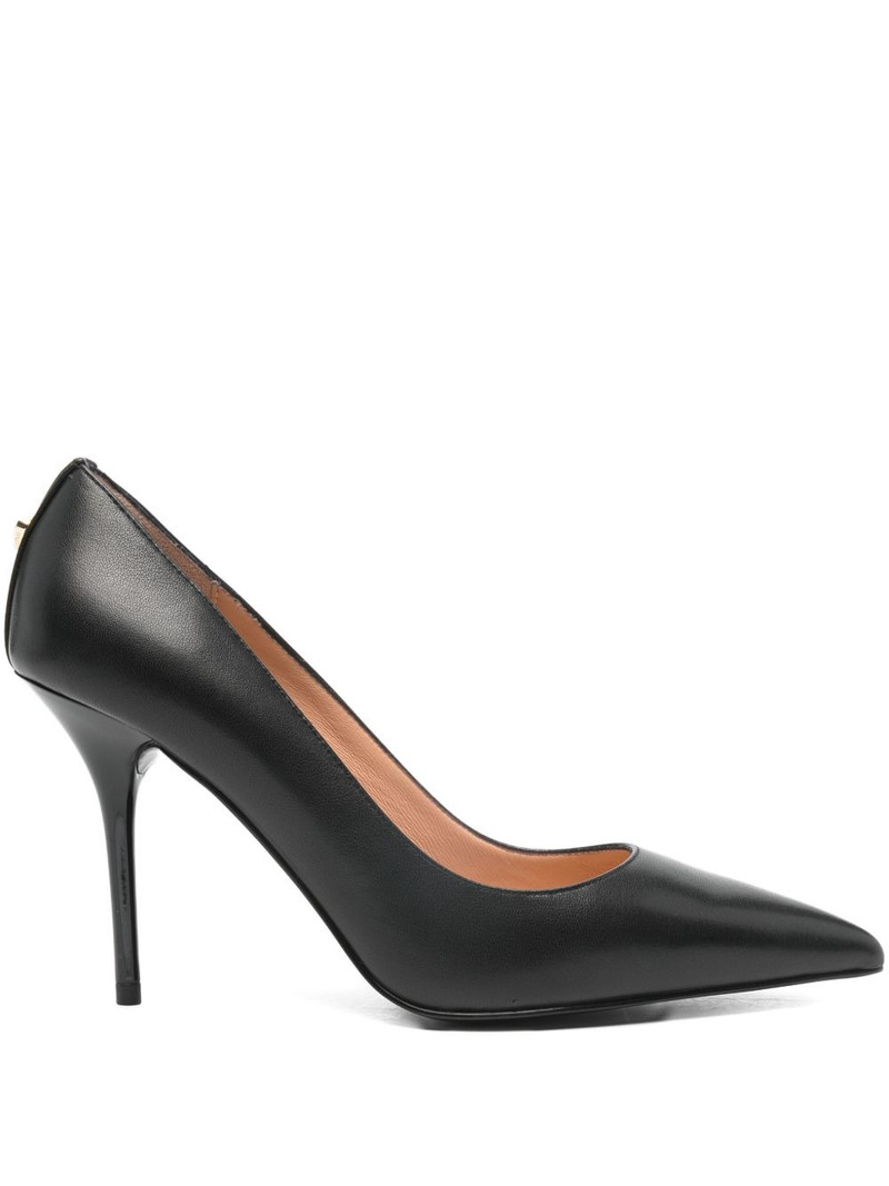 pointed pumps 1