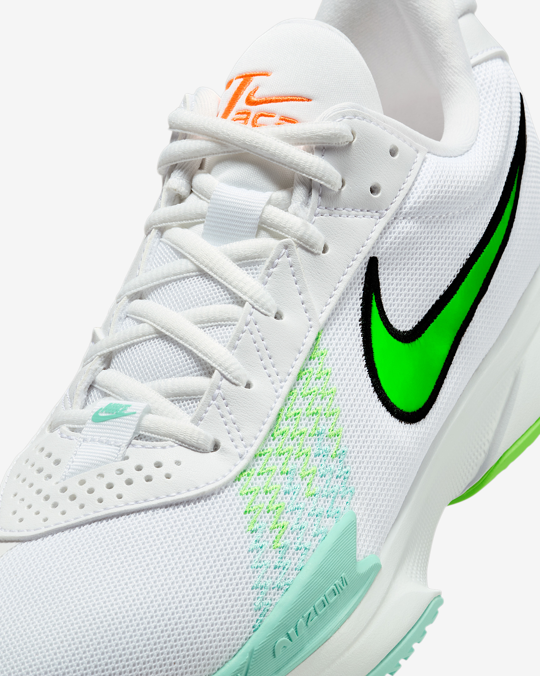 Nike G.T. Cut Academy Basketball Shoes - 7