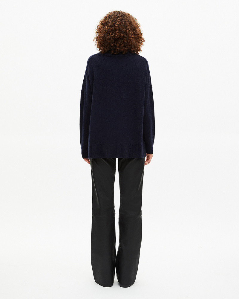 NAVY CASHMERE STAND-UP COLLAR SWEATER 3