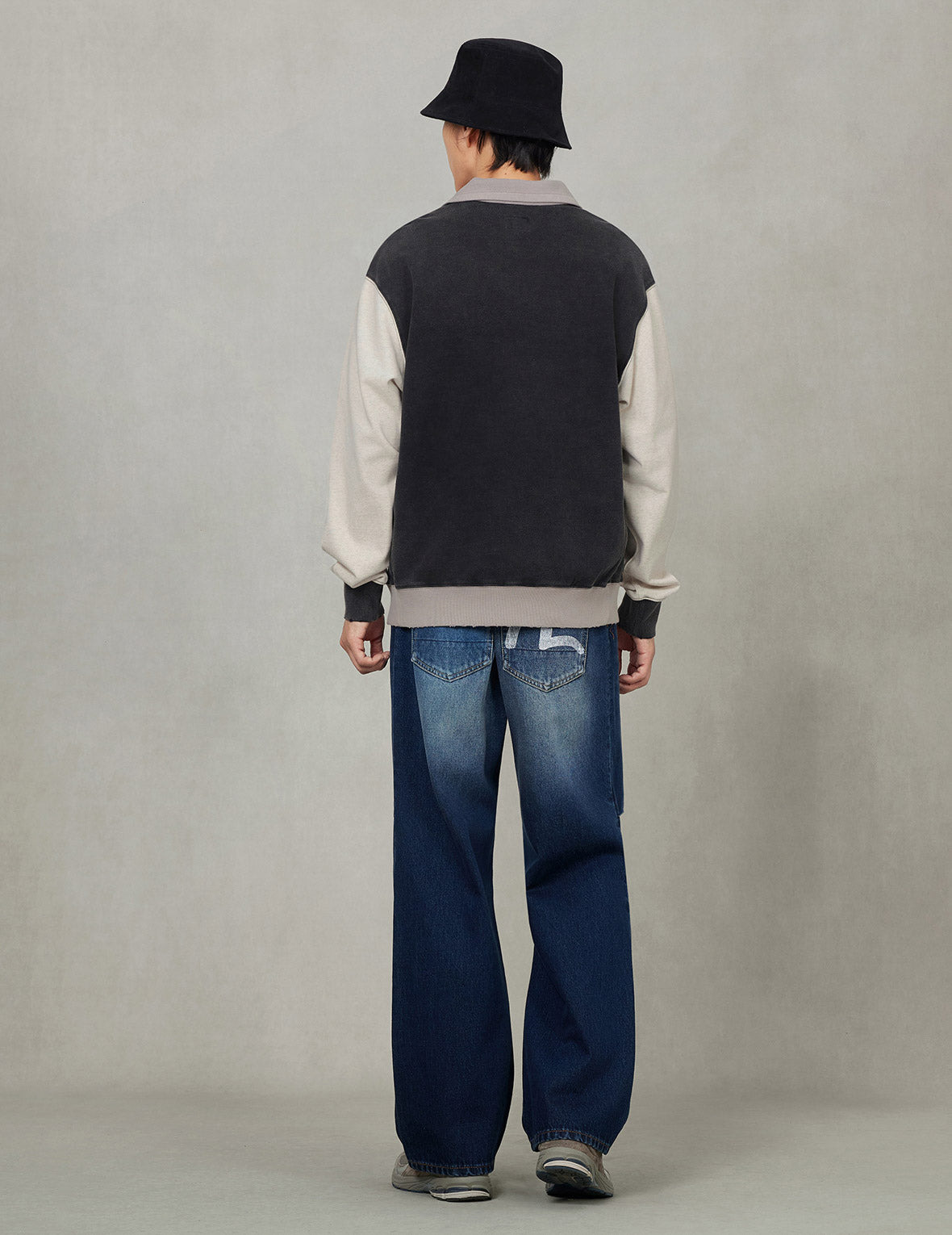 Logo Appliqué Regular Fit Half-Zip Color-Blocking Sweatshirt - 9