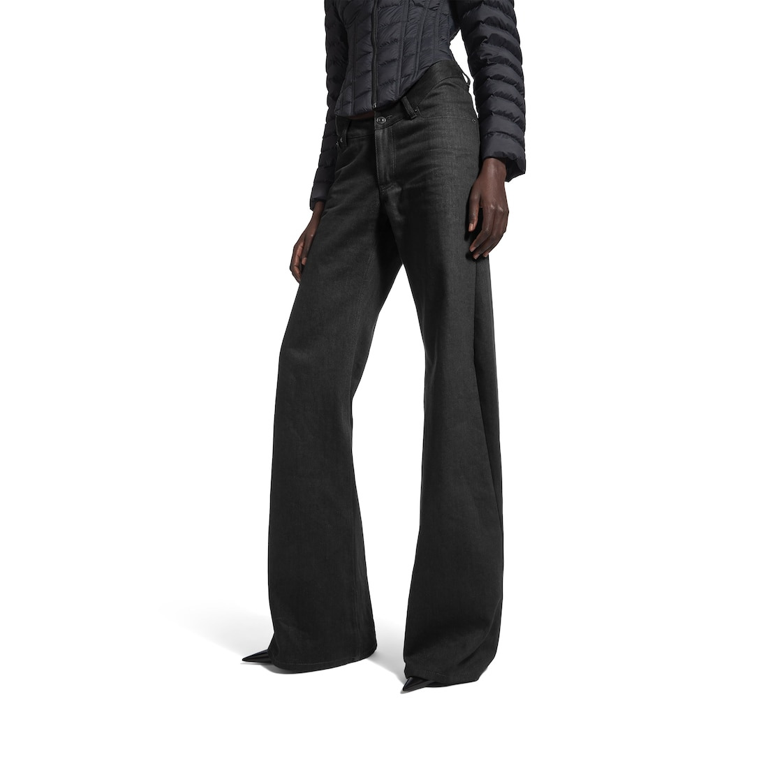 Women's Curved Waist Pants in Black - 5