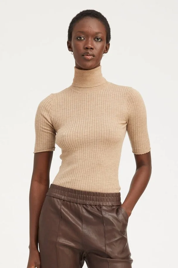 CAMEL CASHMERE TURTLENECK - 1