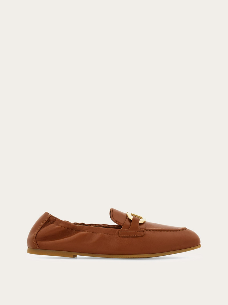 Elasticated loafer 1
