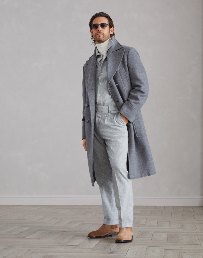 Wool double beaver cloth one-and-a-half-breasted coat with patch pockets and metal buttons 5