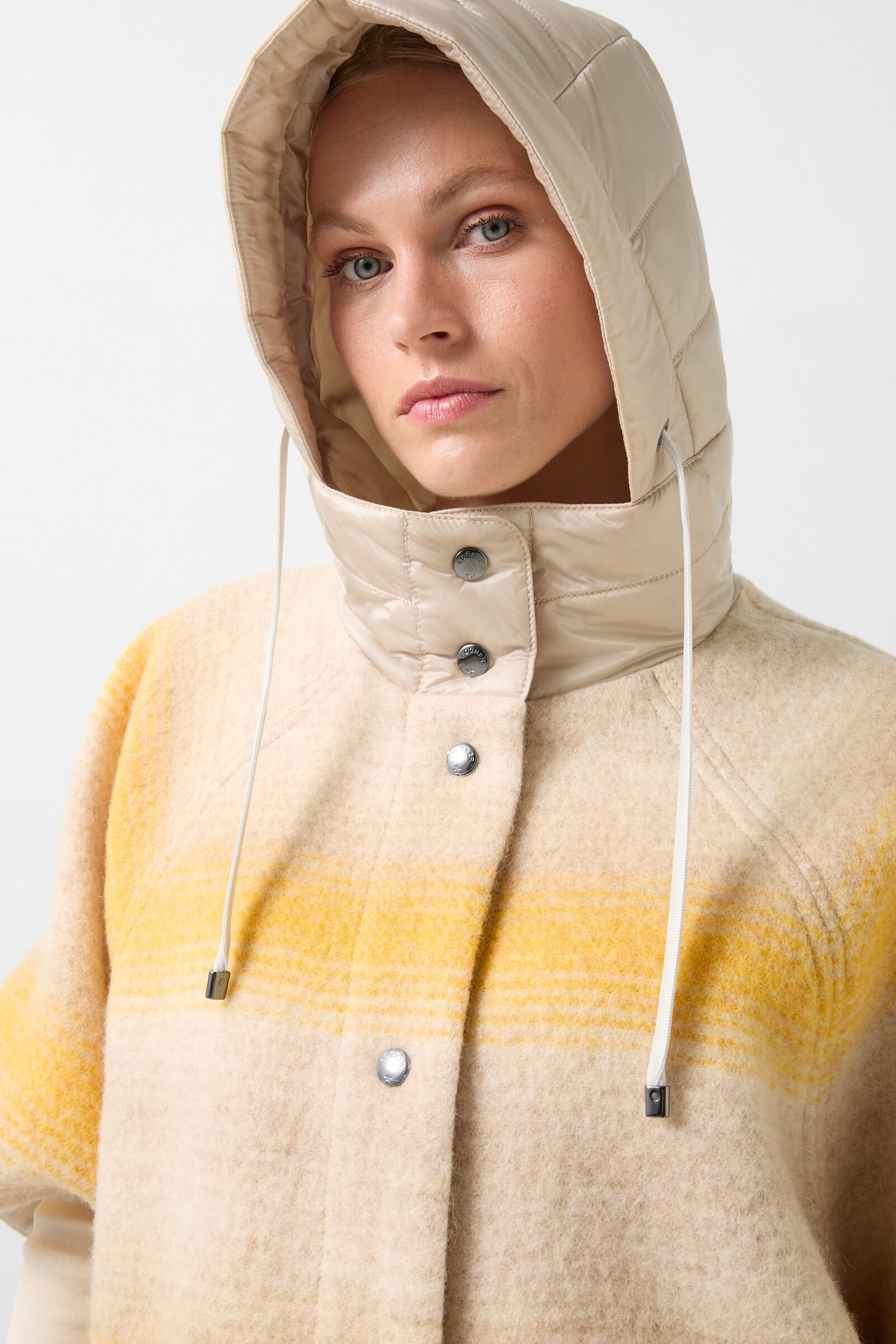 Harriet poncho in Mustard yellow/Beige - 5