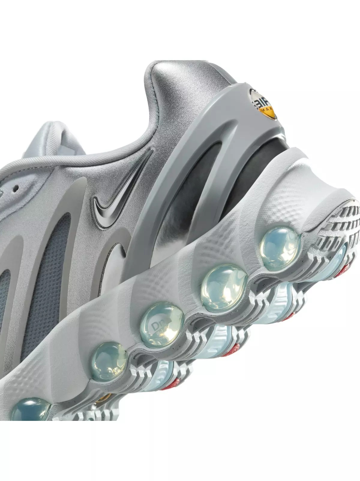 Air Max Dn8 "Metallic Silver" Women's Shoe - 5