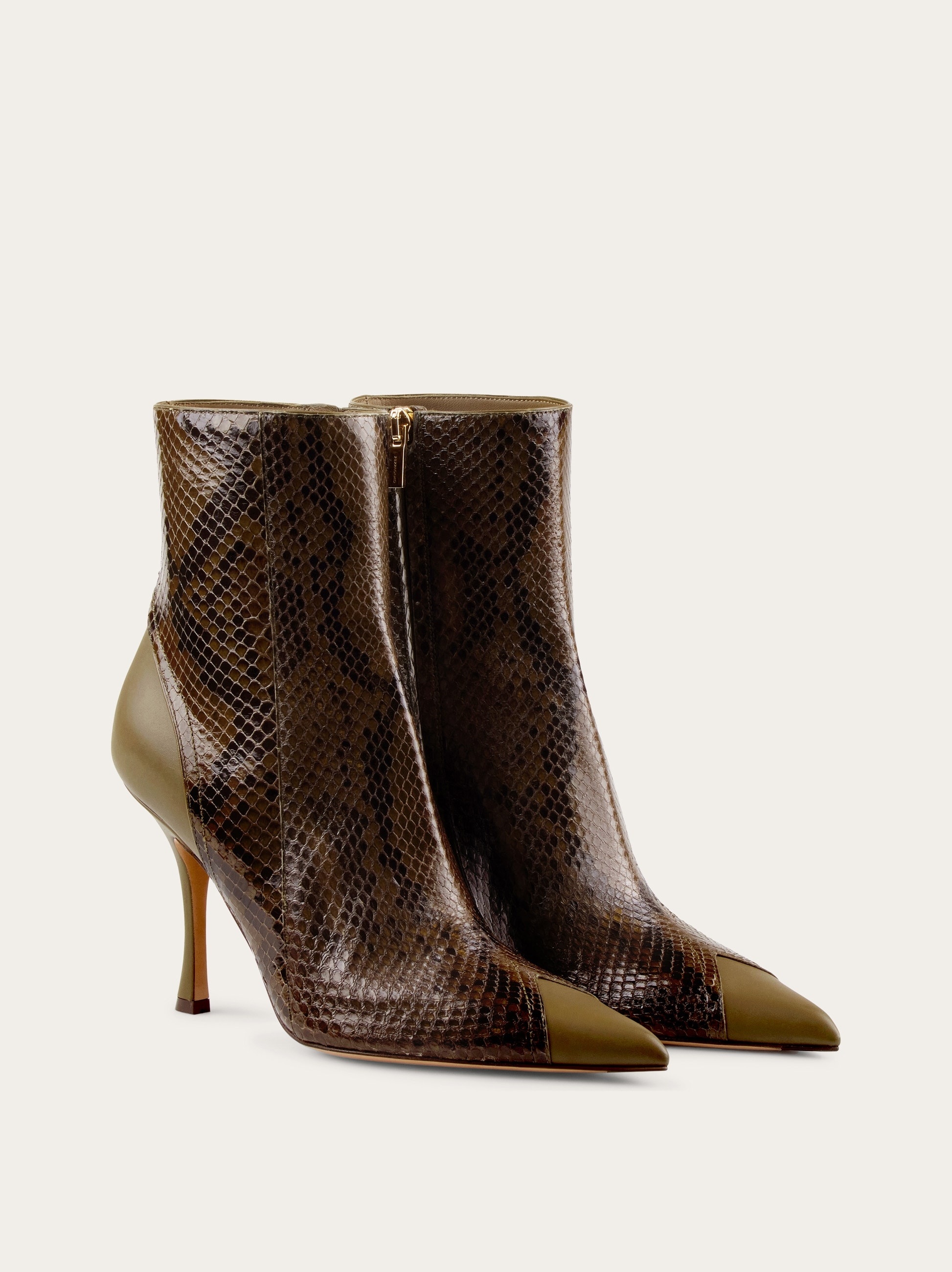 Ankle boot with contrasting inlays - 4