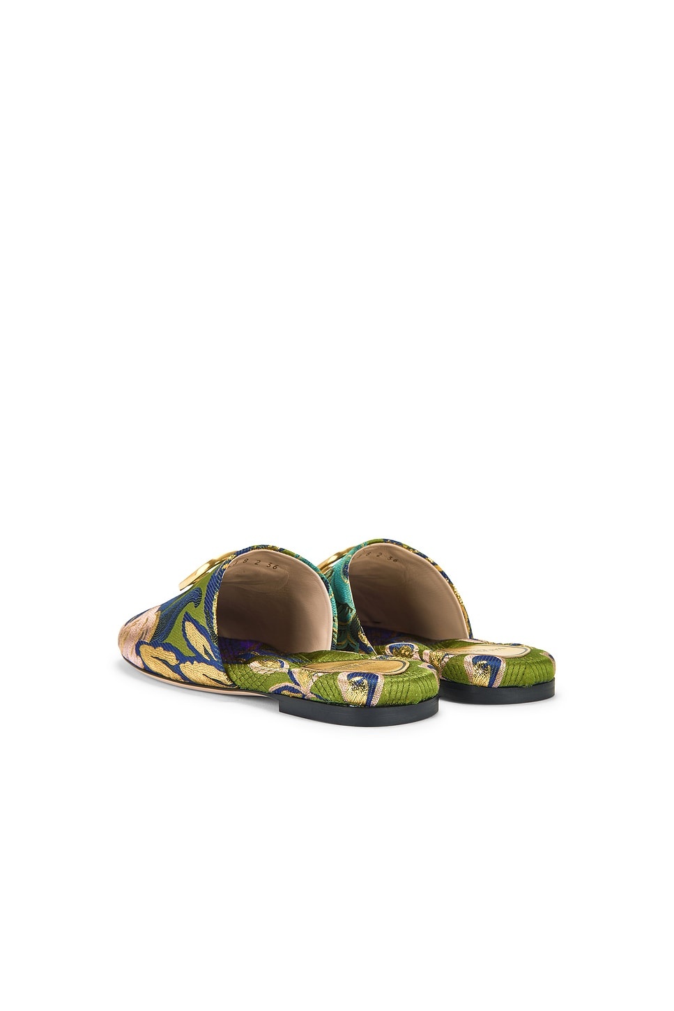 V Logo Signature Slipper - 3