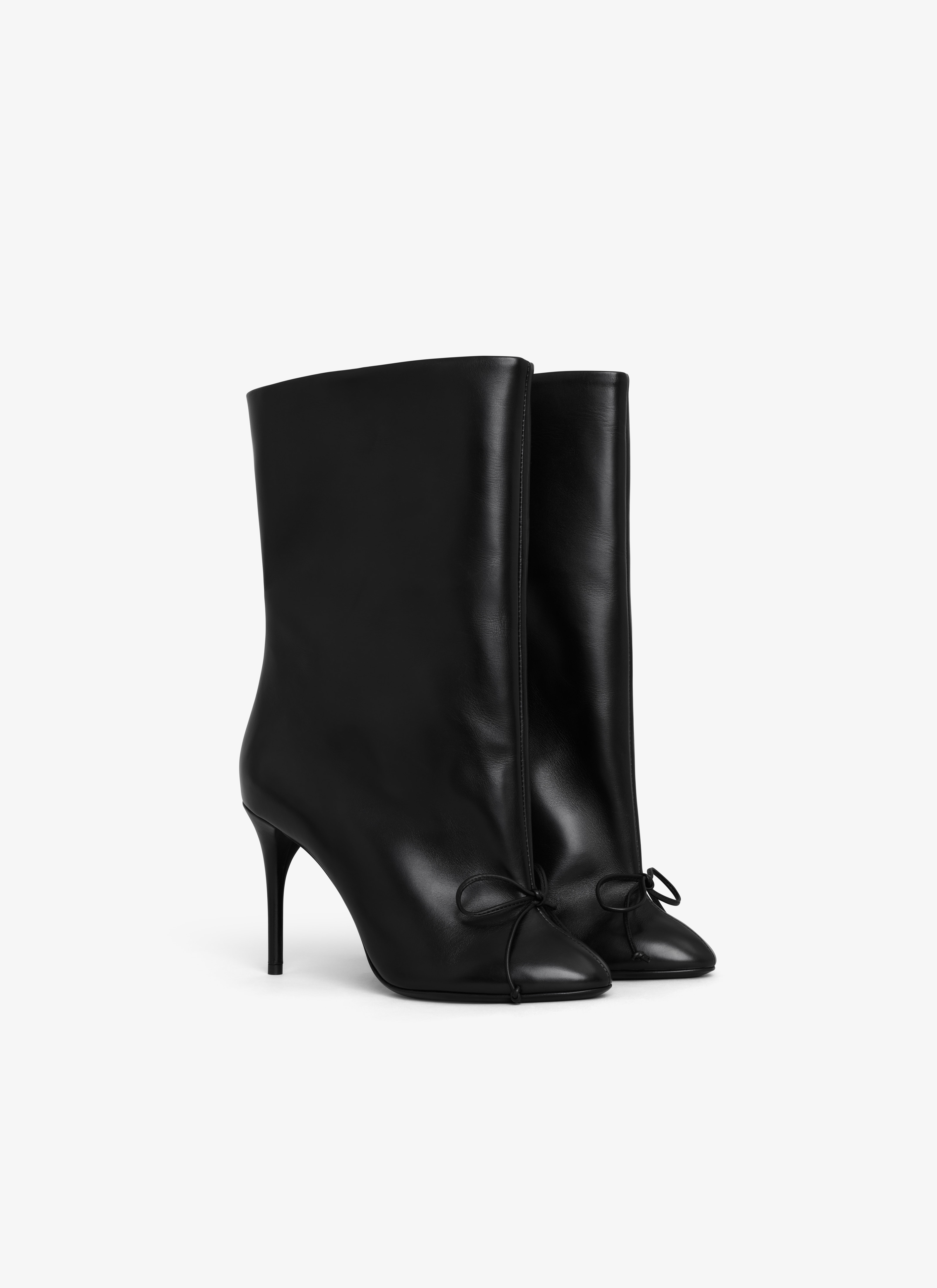 DECOLLETE LOW BOOTS IN LAMBSKIN - 3