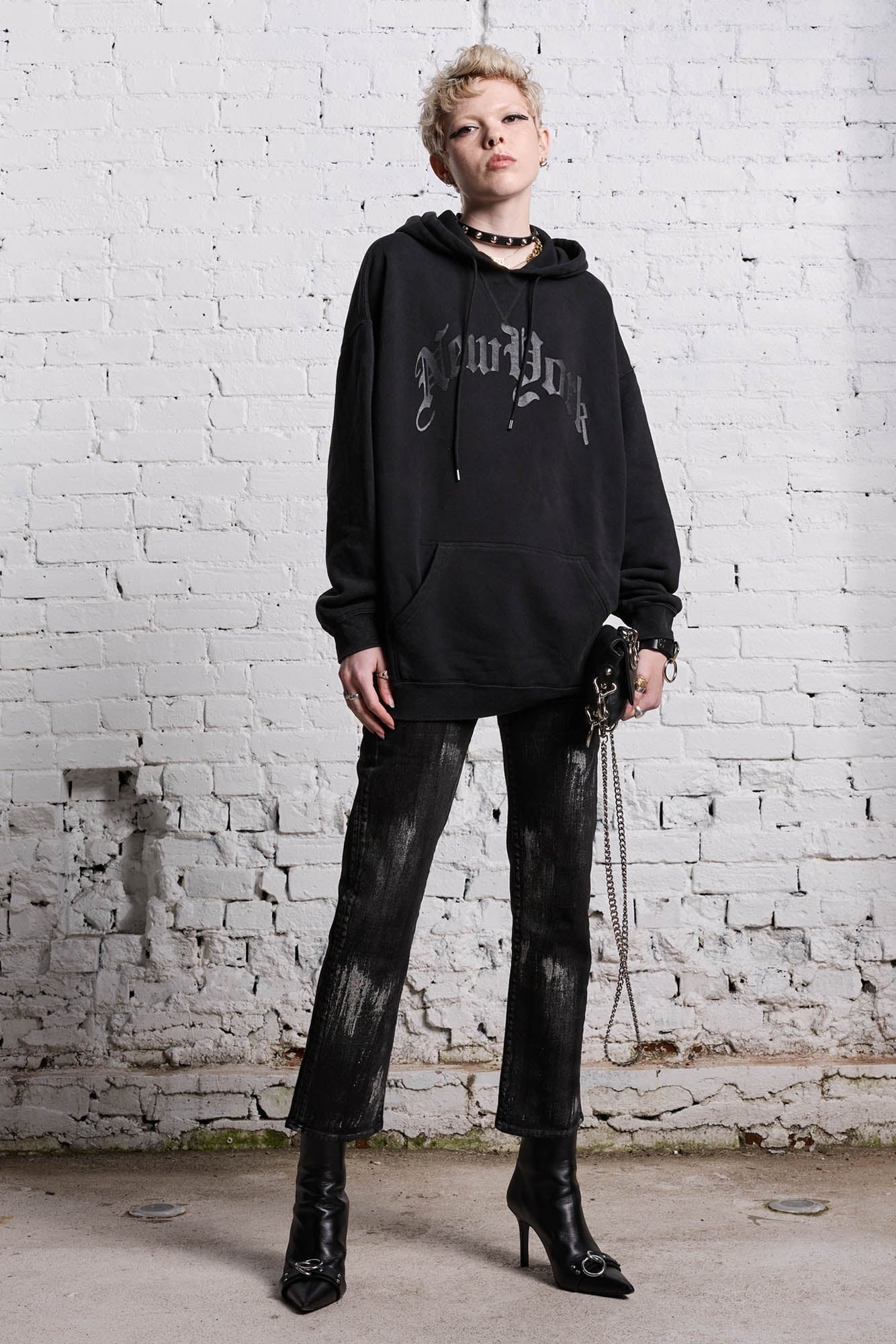 OVERSIZED NEW YORK HOODIE - BLACKOUT - 3