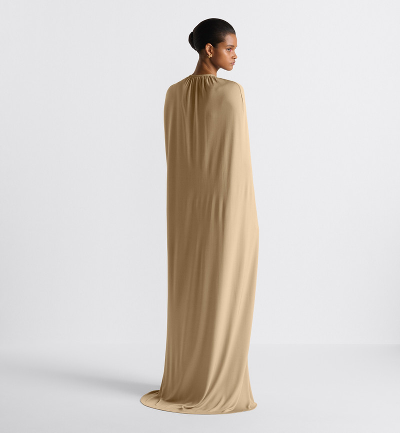Long Cape 3