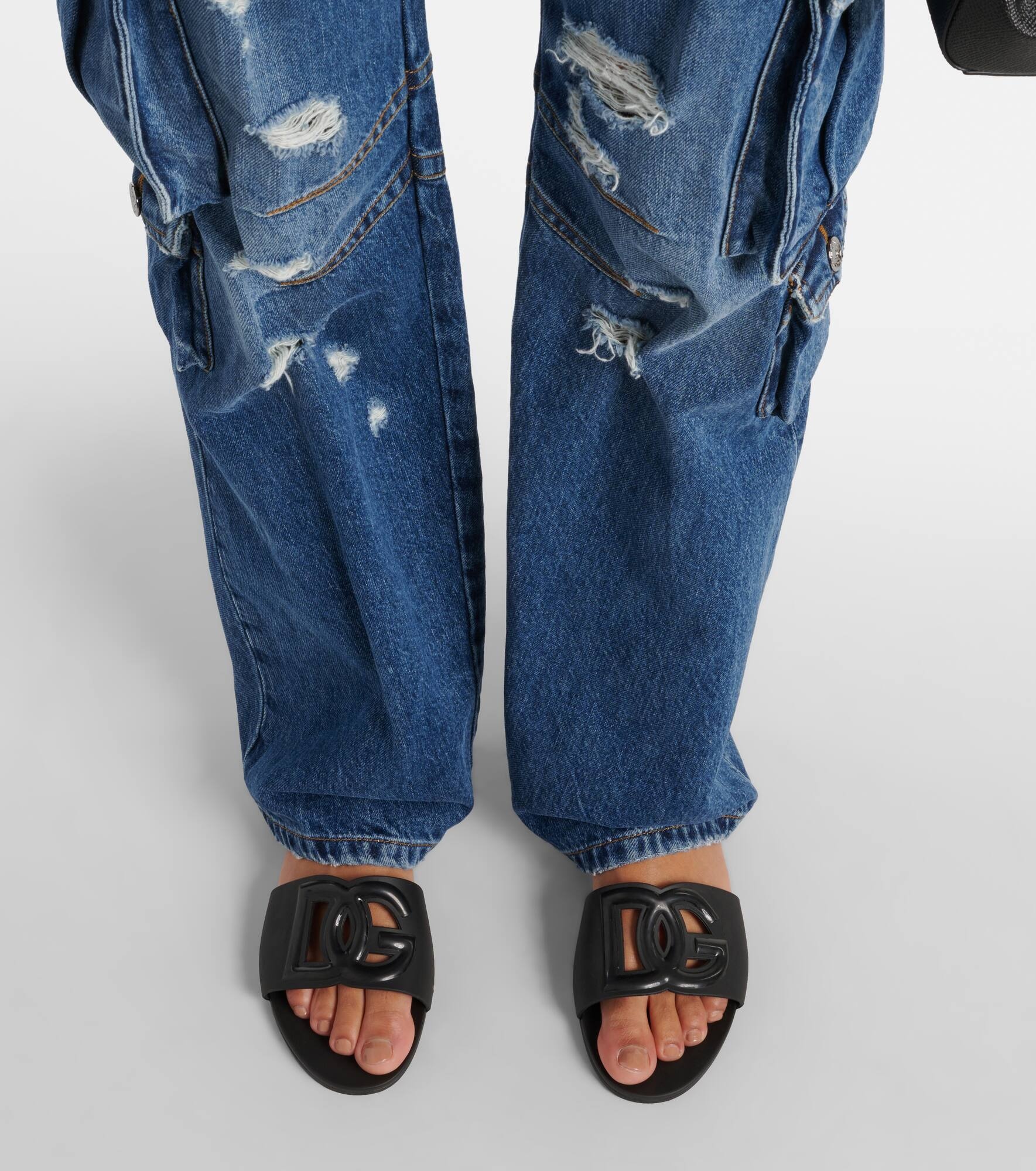 DG cutout slides - 4