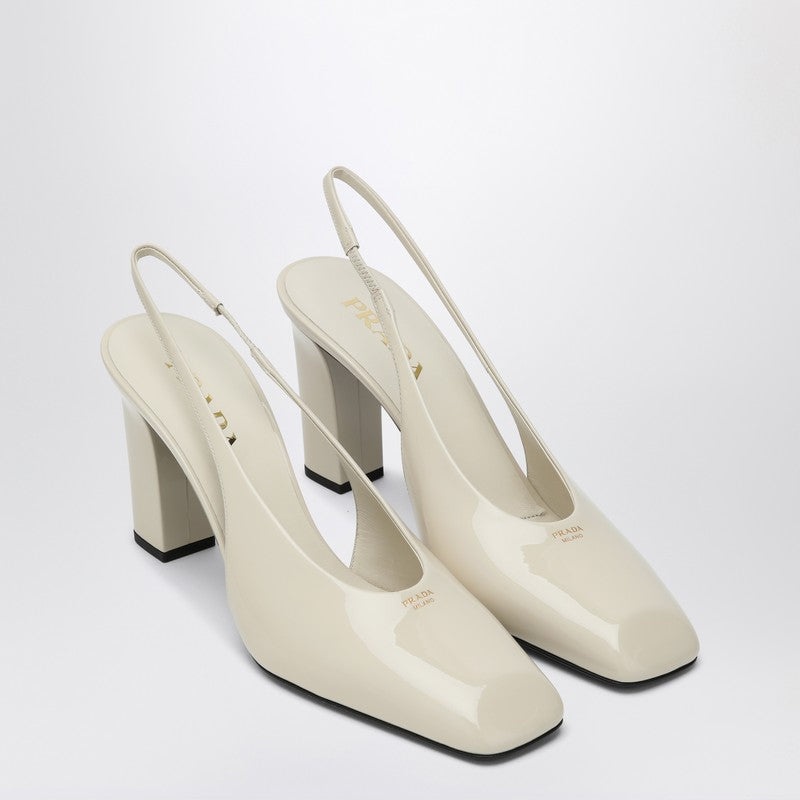 ★Fallett★ Glossy Leather Slingback Ivory Valentino Garavani VLogo Signature Patent Leather Slingback