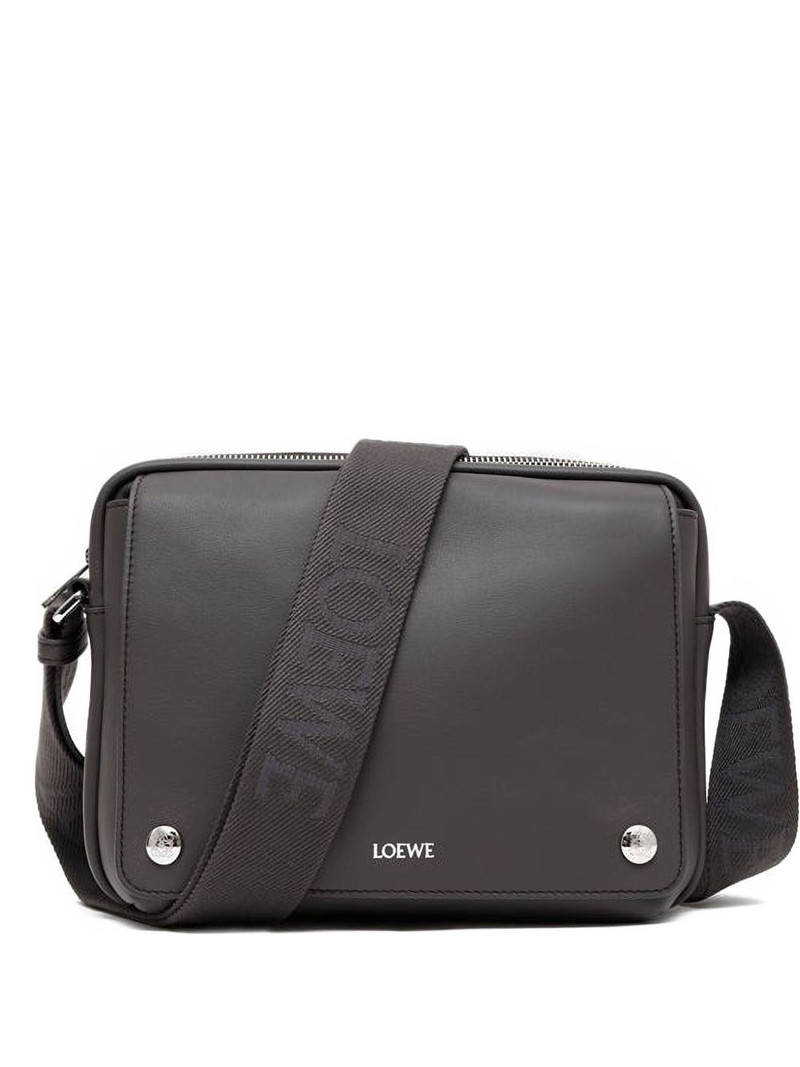 logo-plaque shoulder bag 1