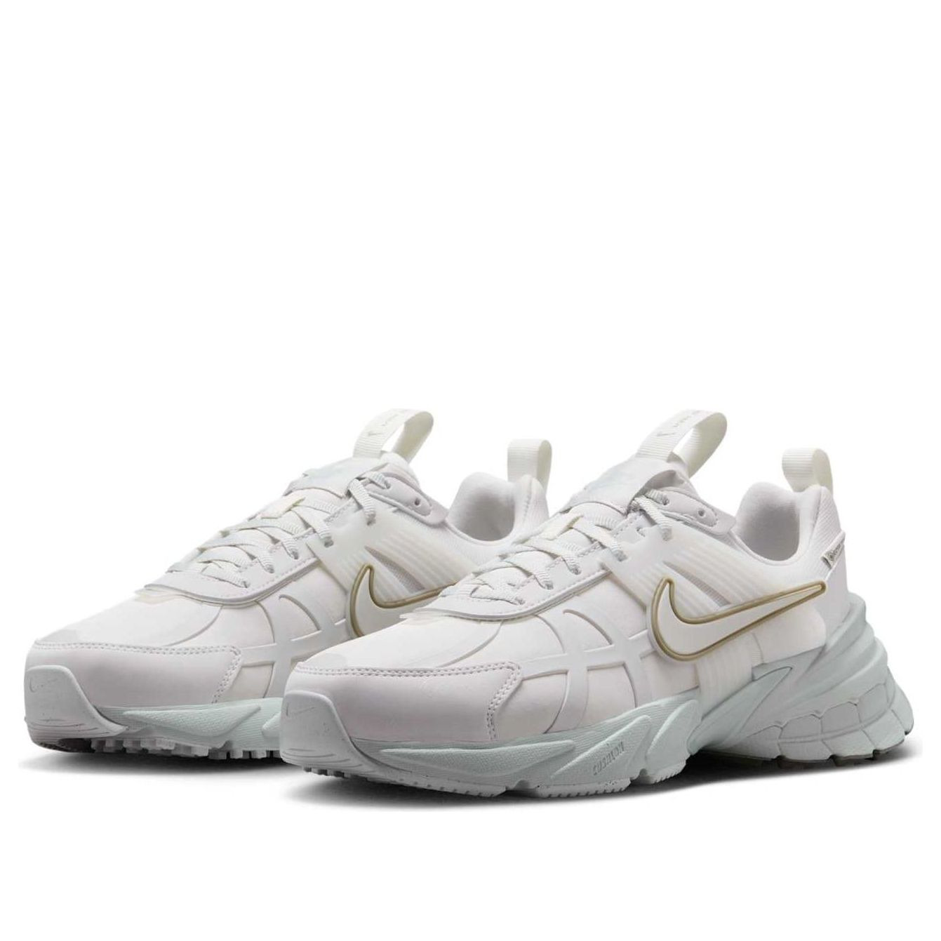 (WMNS) Nike V2K Run Gore-Tex 'Platinum Tint Light Silver' FZ2622-004 - 3