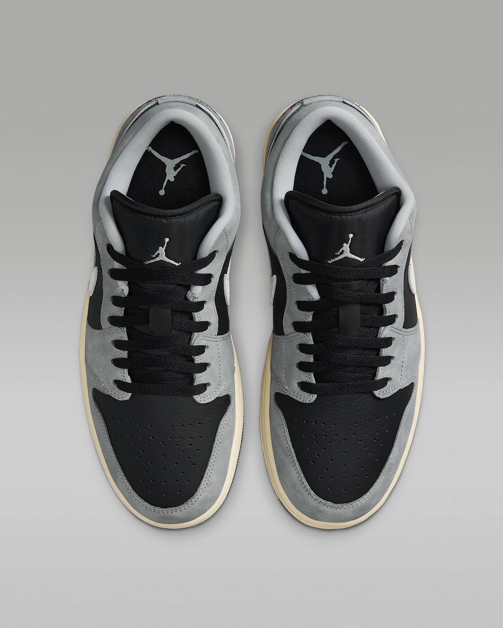 Air Jordan 1 Low SE Men's Shoes - 4