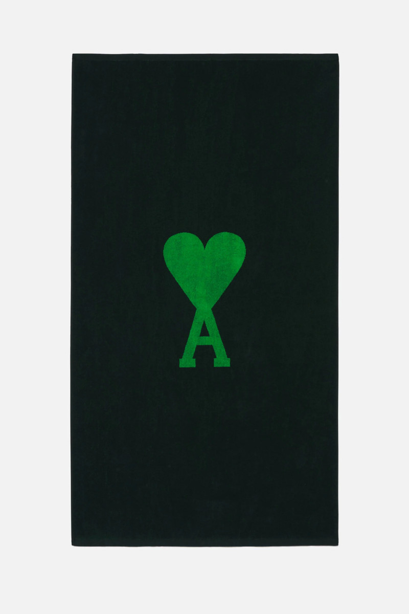 Ami De Coeur Bicolor Beach Towel 1