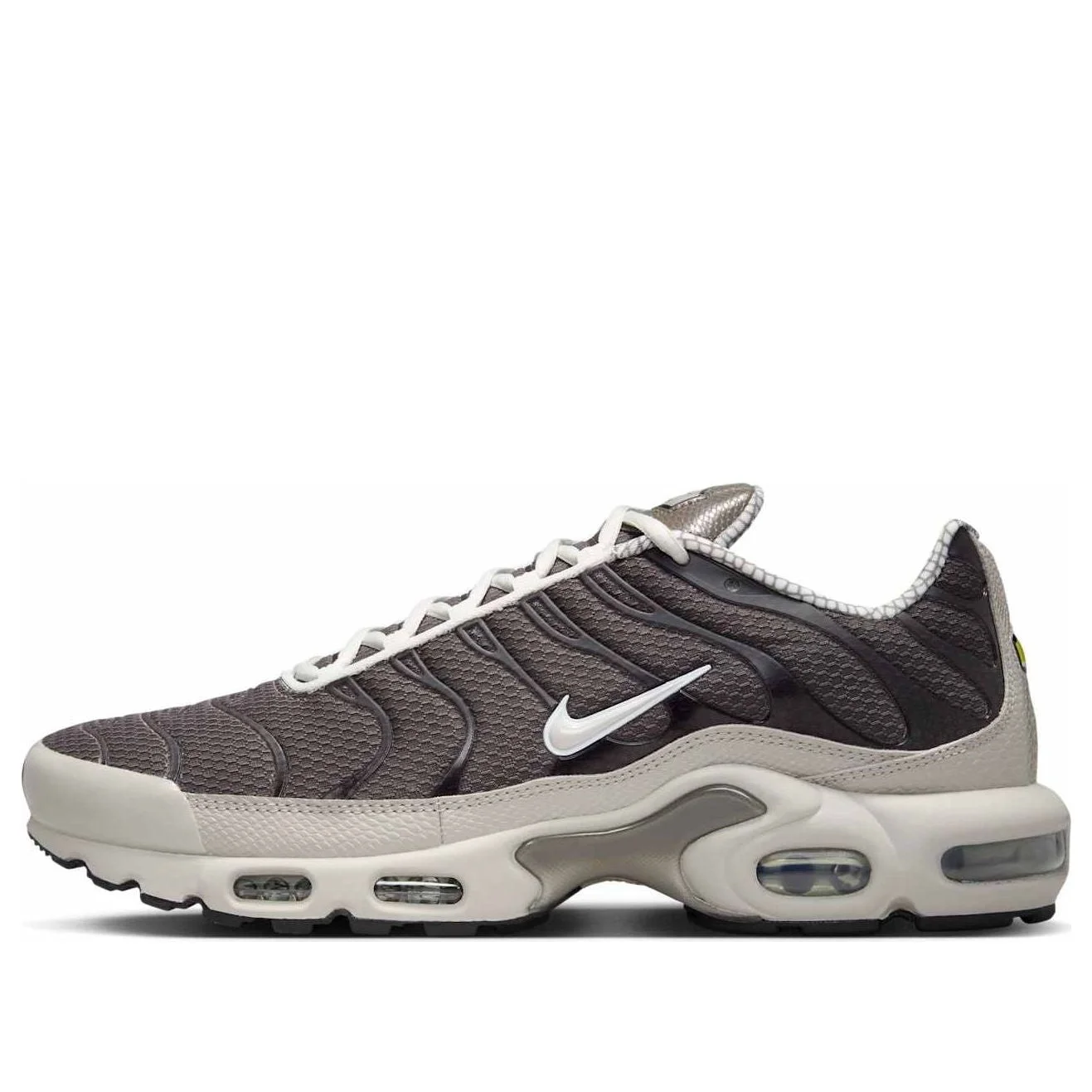 Nike Air Max Plus 'Year of the Snake' IB7679-200 - 1
