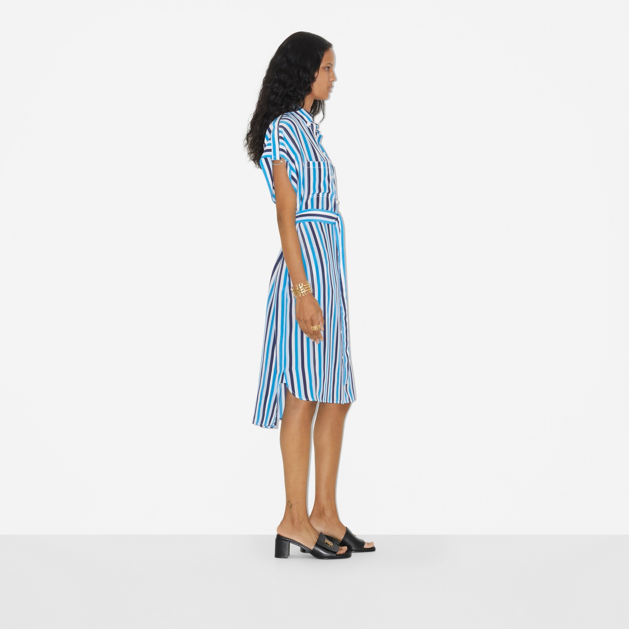 Burberry★素敵！Silk Stripe Dress Burberry Striped Silk Shirt Dress | REVERSIBLE