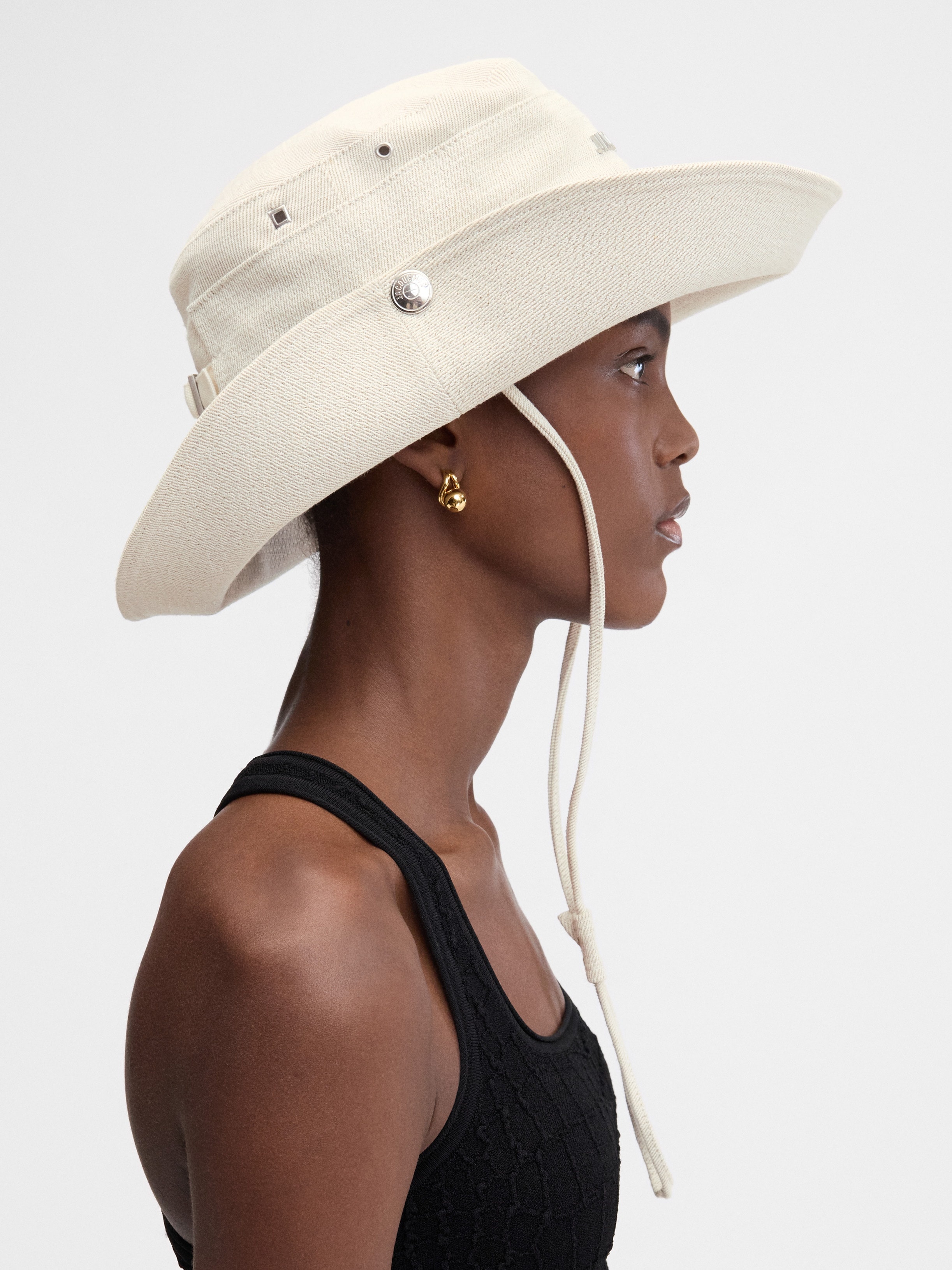 【関税＆送料込み】Jacquemus The De-NARmes Bucket Hat JACQUEMUS The de-Nîmes denim bucket hat | REVERSIBLE